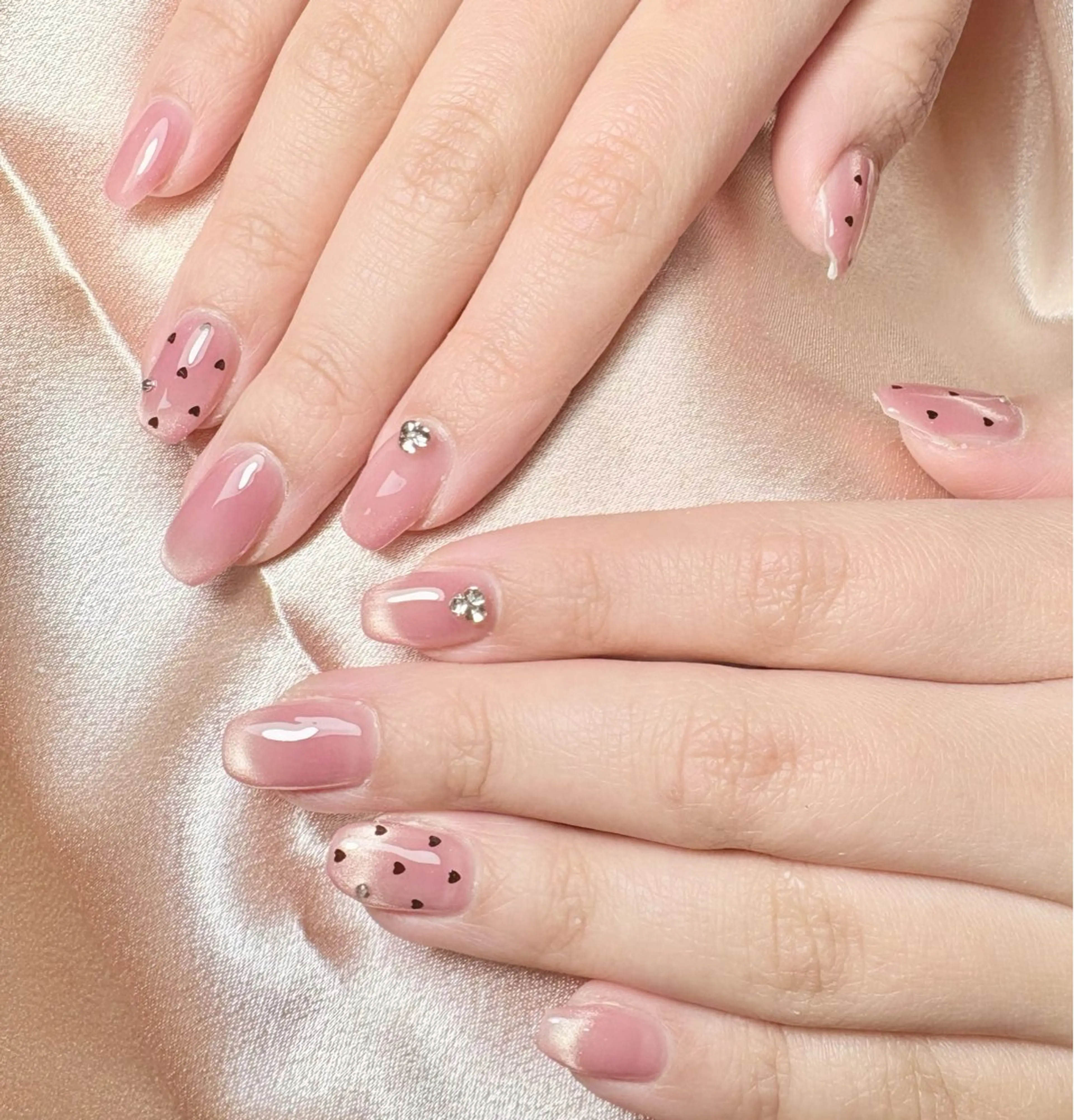 ネイル ハンドネイル 山科駅徒歩3分❣️ 代表　紗恵子のネイルデザイン