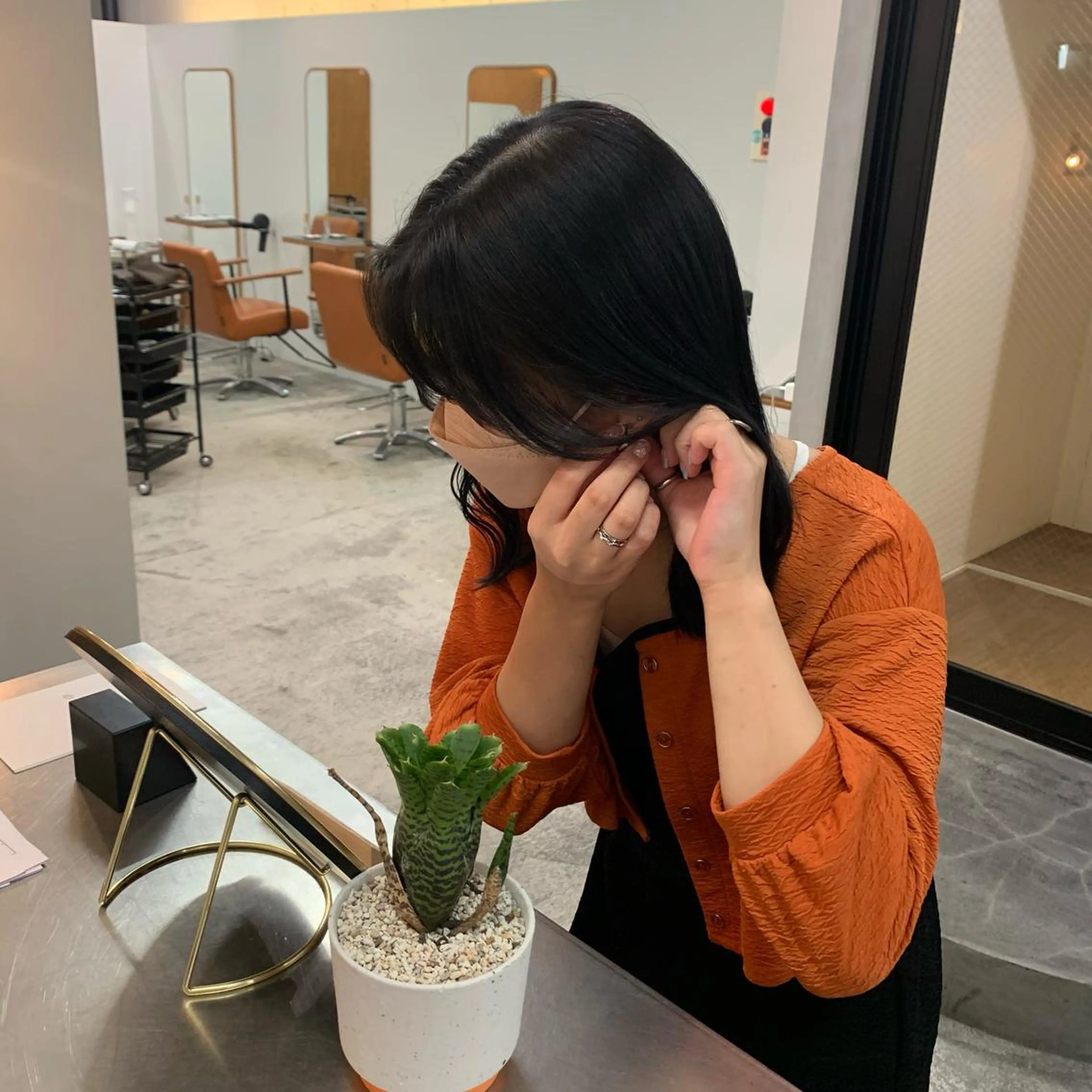 カラー 黒髪 ブルーカラー ブルーブラック letter by novel 大野のヘアスタイル