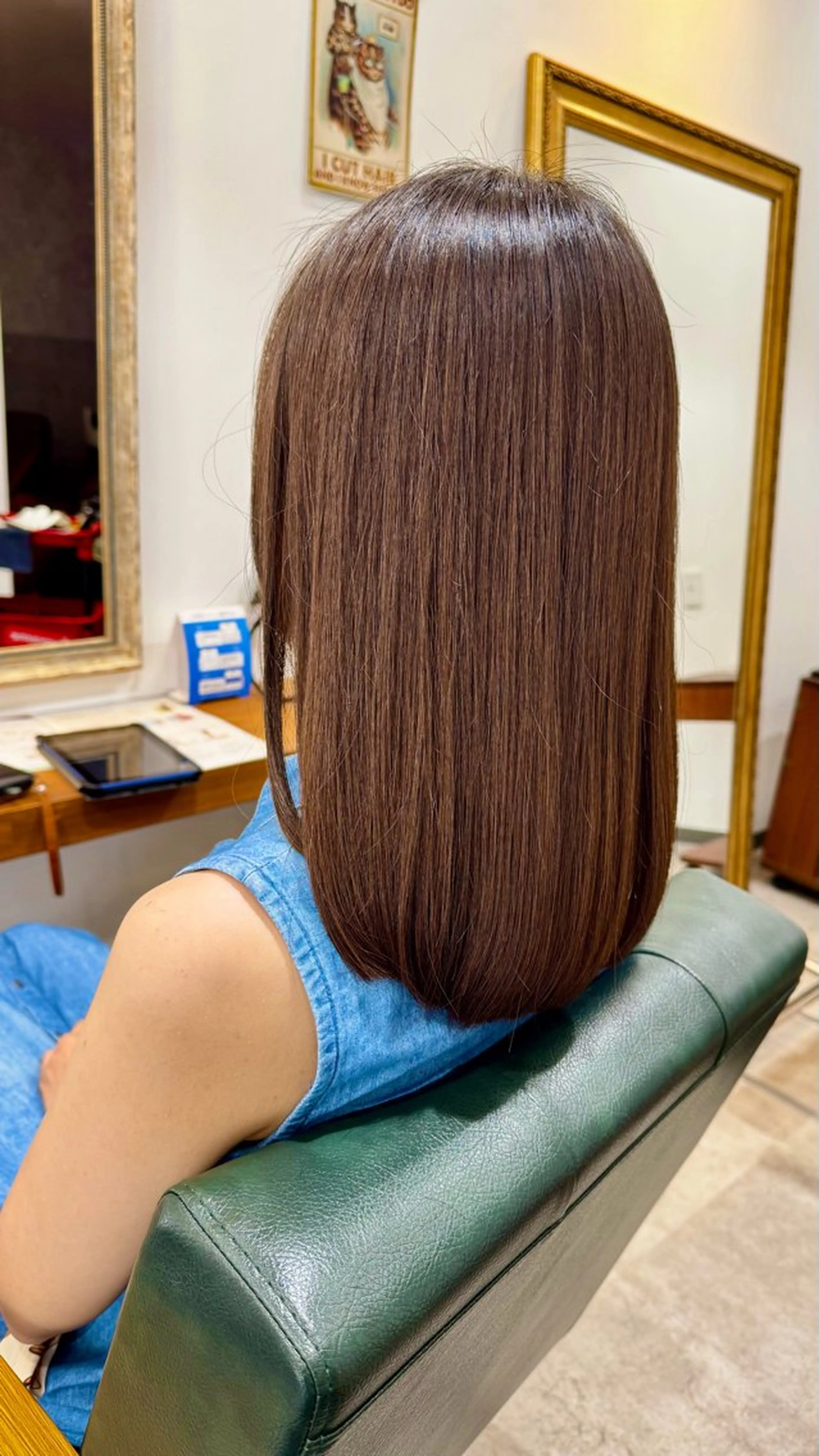 セミロング 前園 未歩のヘアスタイル