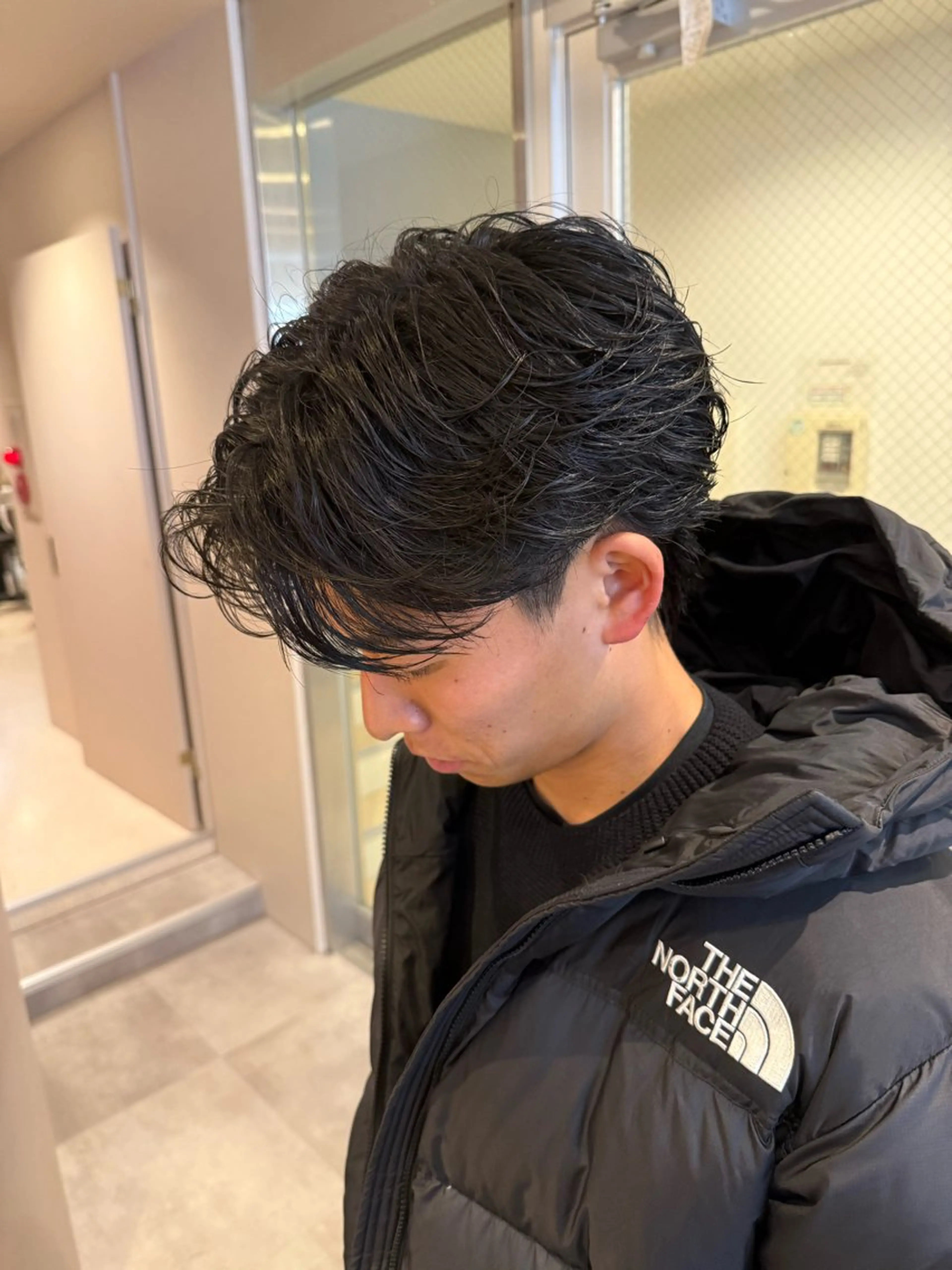 パーマ メンズ フェザーパーマ メンズパーマ カット パーマ 【メンズ特化】渡部 京弘/パーマのヘアスタイル