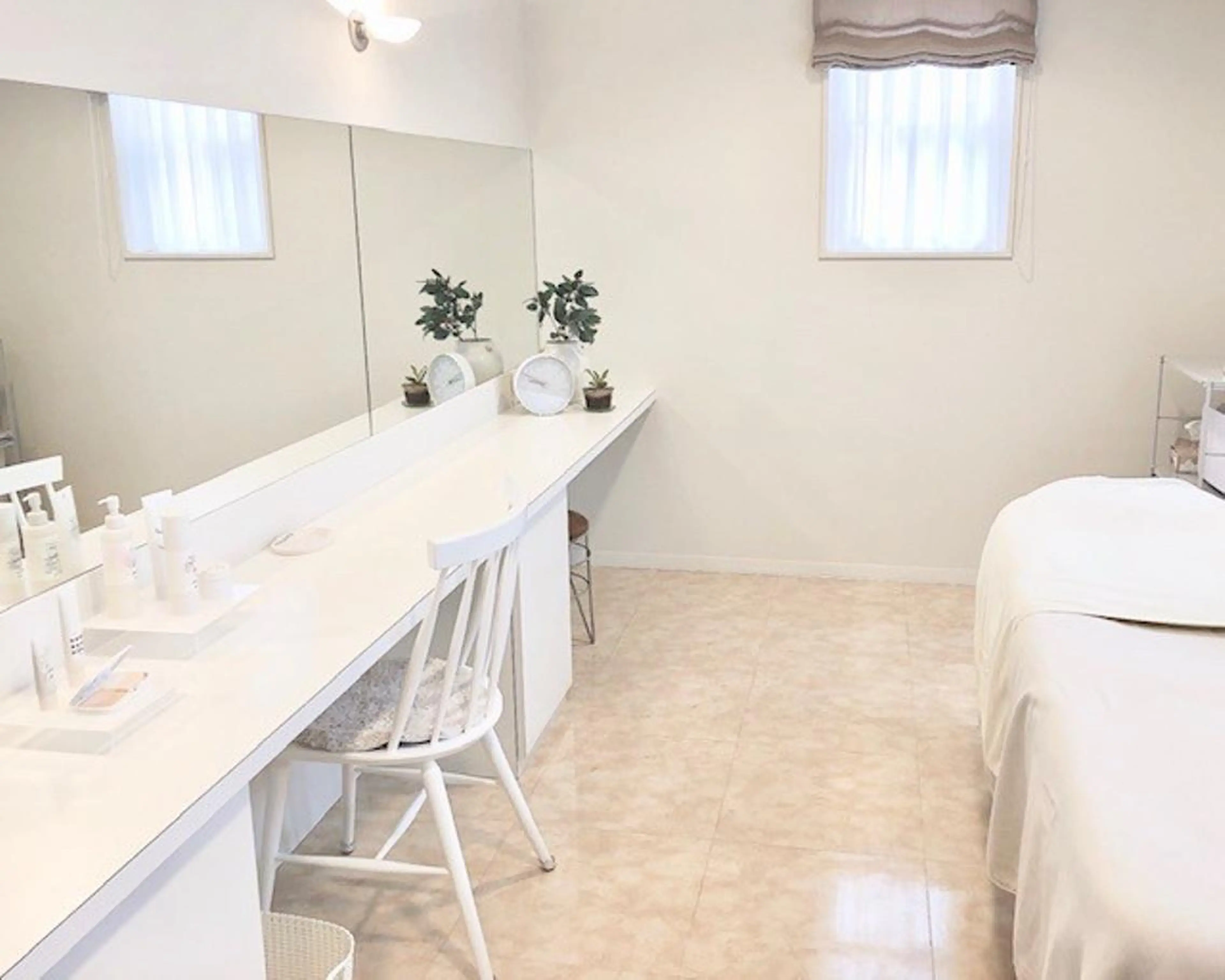 POLA La.saras所属・La.saras （ﾗ.ｻﾗｽ）のエステ・リラクイメージ