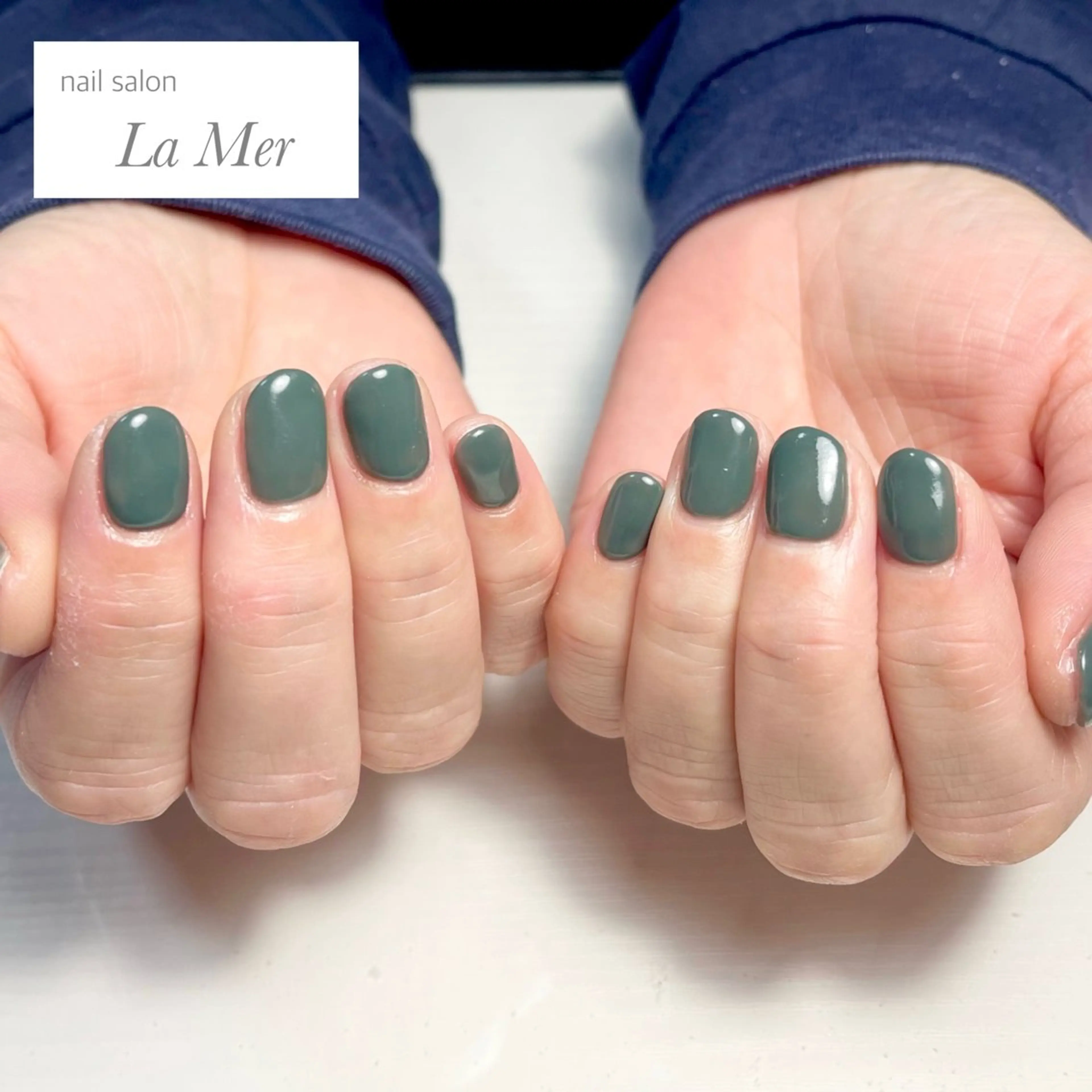 ネイル ジェルネイル グリーン ワンカラーネイル ショートネイル 春ネイル ハンドネイル nailsalon La Merのネイルデザイン