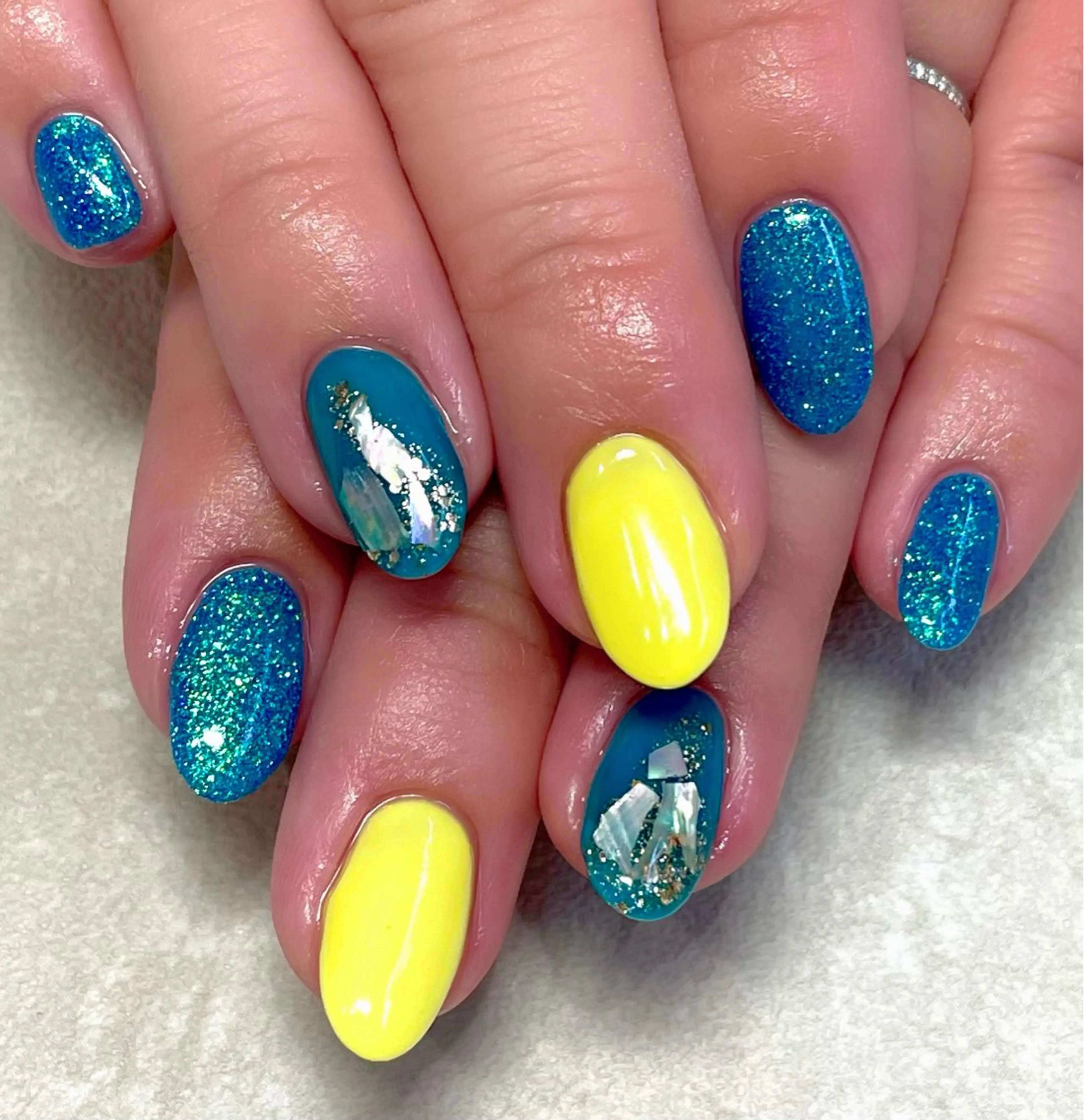 ネイル アートネイル シンプルネイル ハンドネイル lemon nailレモンネイルのネイルデザイン