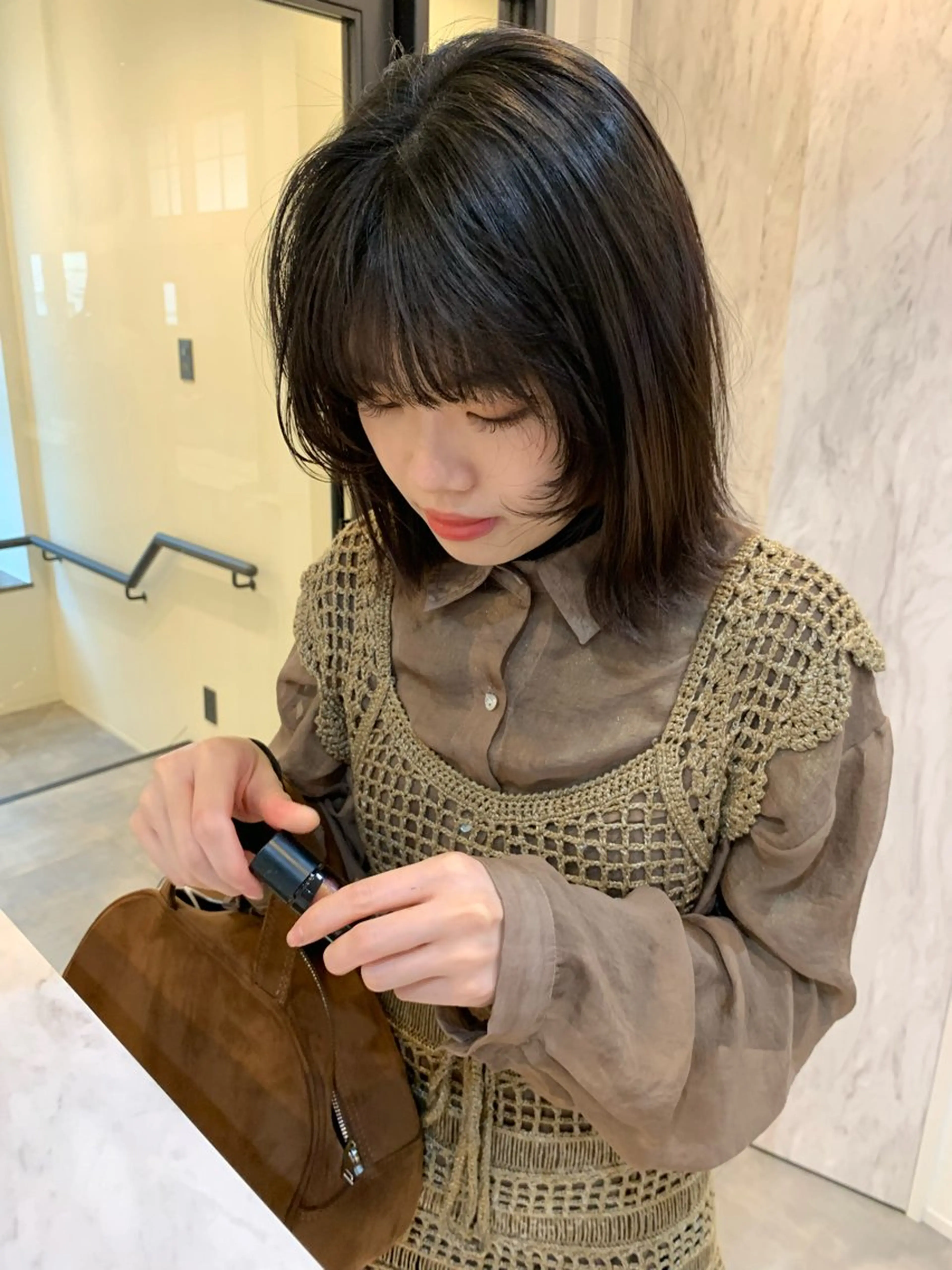 ミディアム カラー カット ヘアカラー トリートメント 落合希 Olivebeigeのヘアスタイル