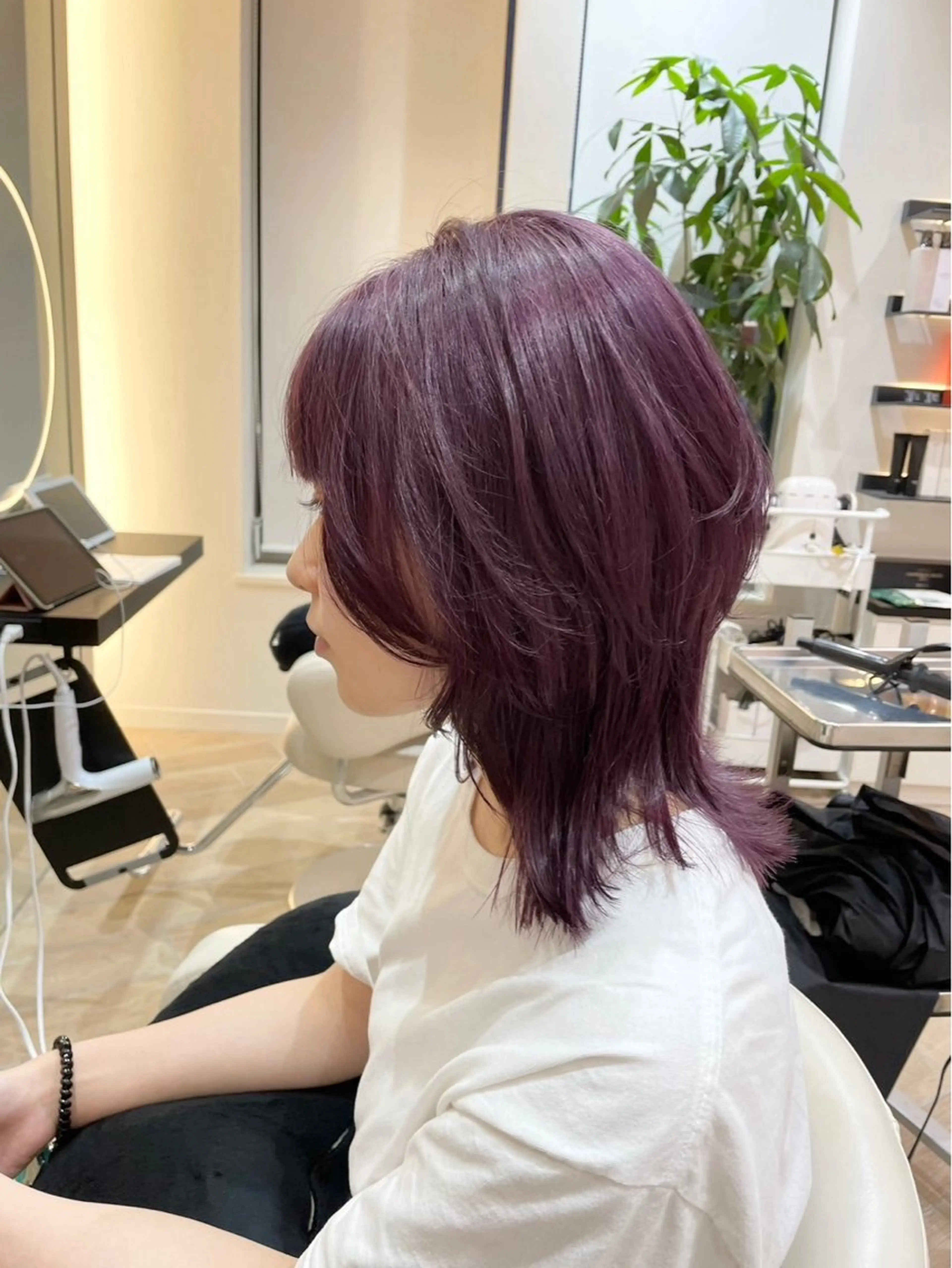 セミロング カラー 艶髪/ハイトーン ️🫧rino🫧のヘアスタイル