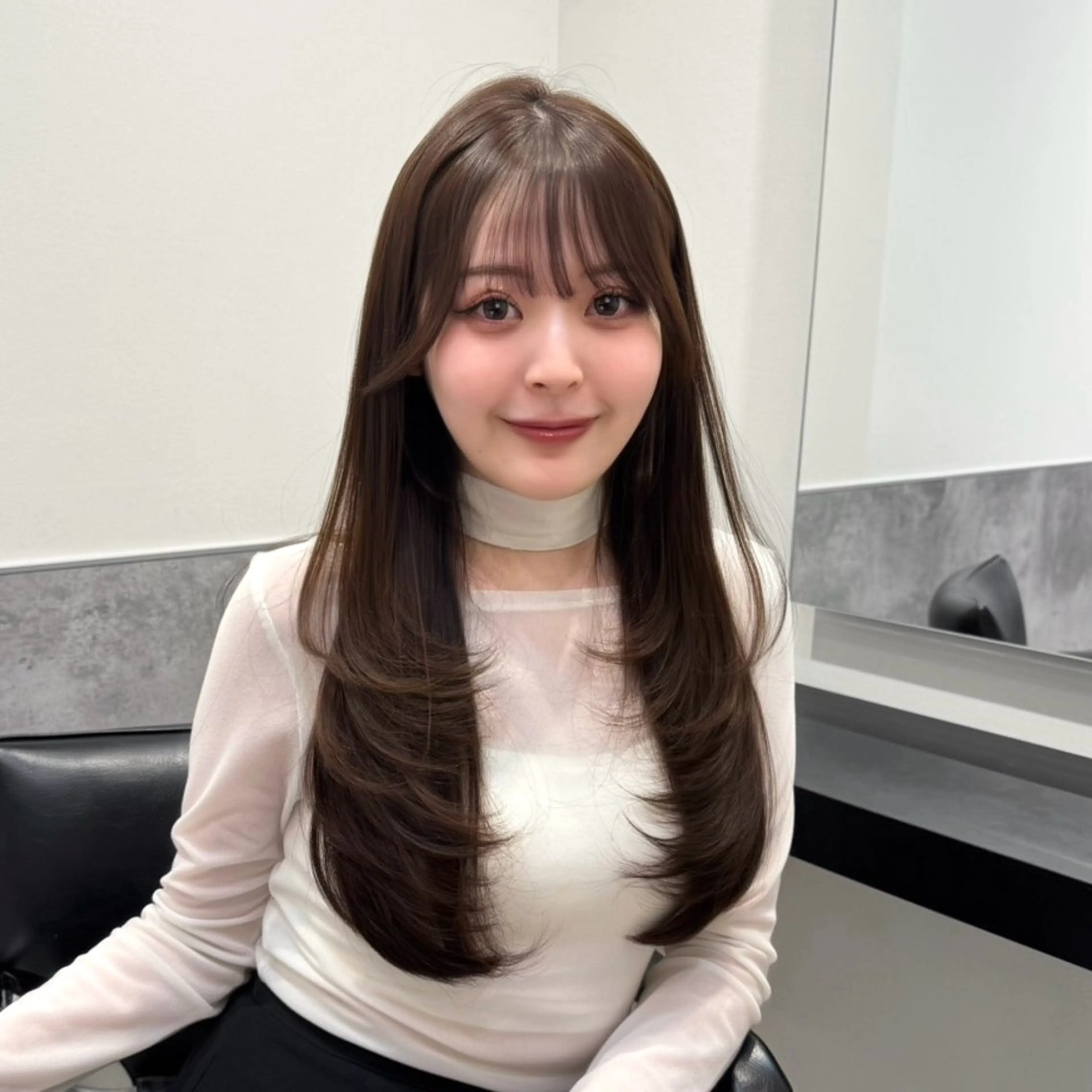 ロング カラー 透明感カラー グレージュ 顔周りカット レイヤーカット カット ヘアカラー トリートメント 韓国系支持率No.1 レイヤー特化/きょうのヘアスタイル