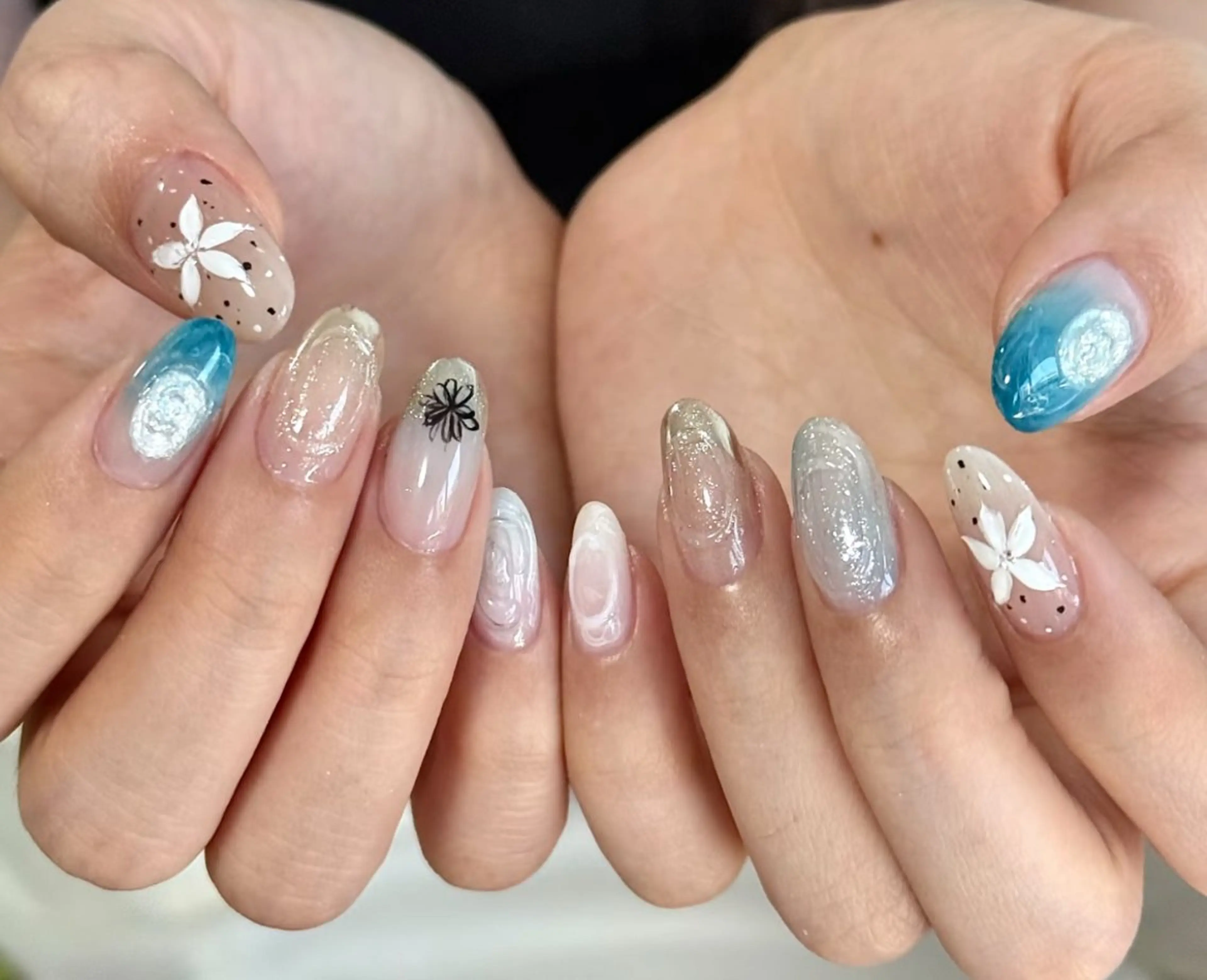ネイル ハンドネイル ハンドケア 🍑 momo_nailのネイルデザイン