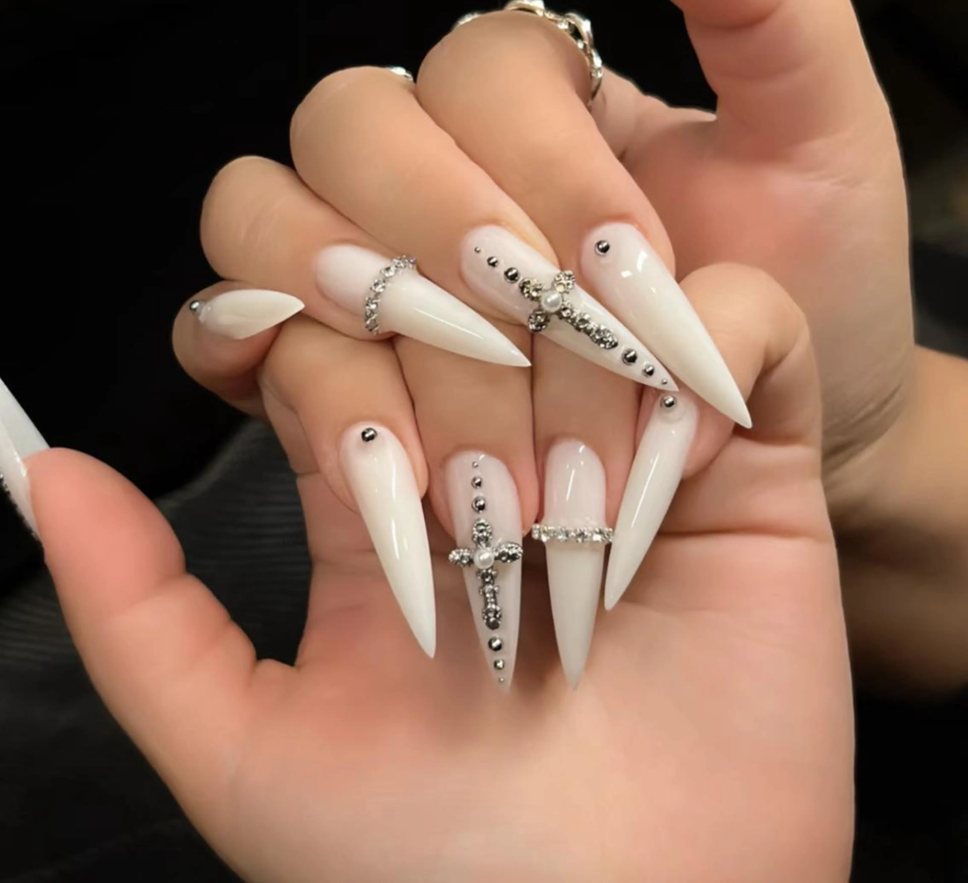 ネイル ハンドネイル 🎀 UU_nailのネイルデザイン