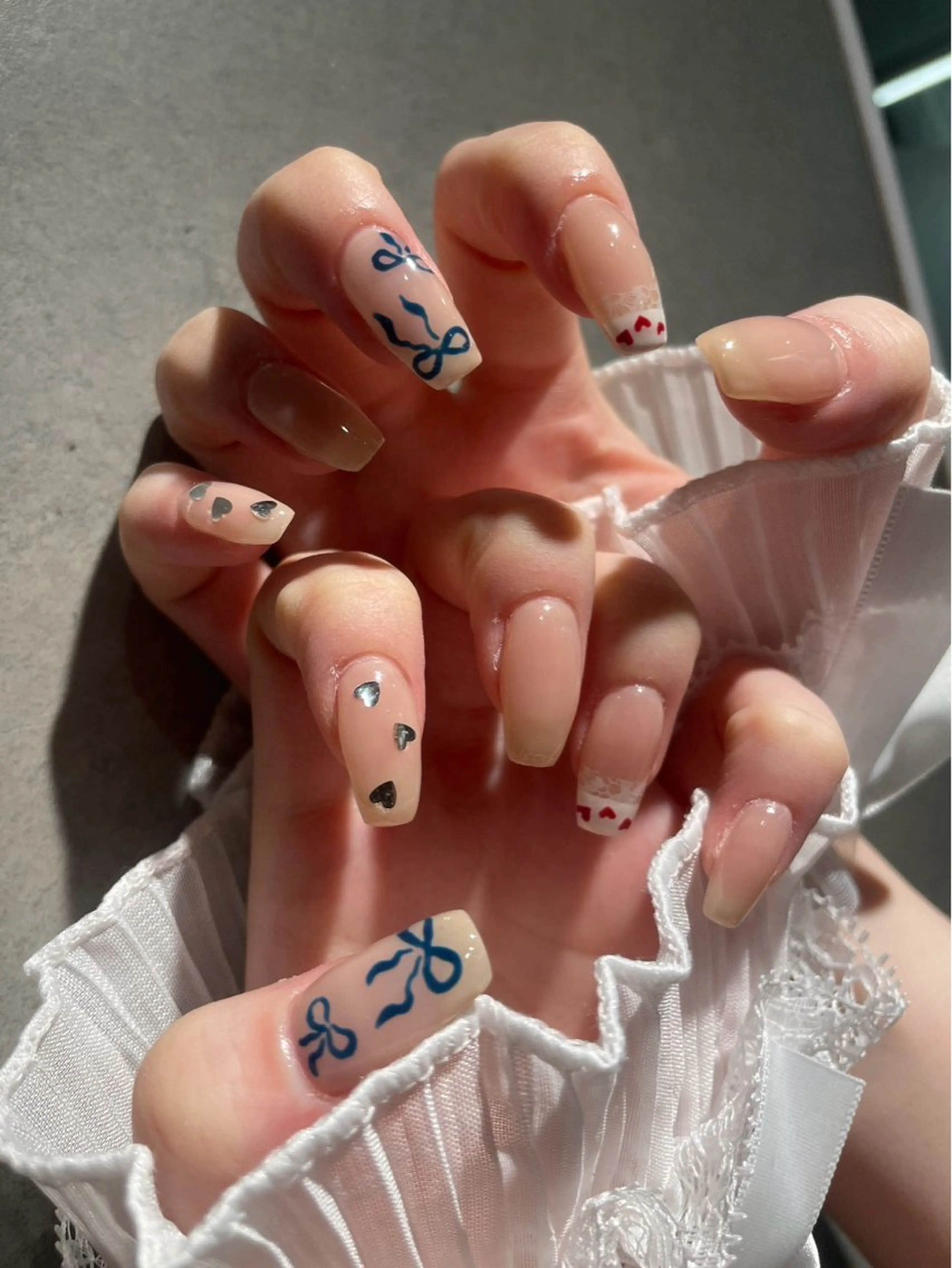 ネイル I-nailロング /ワンホン/キラキラのネイルデザイン