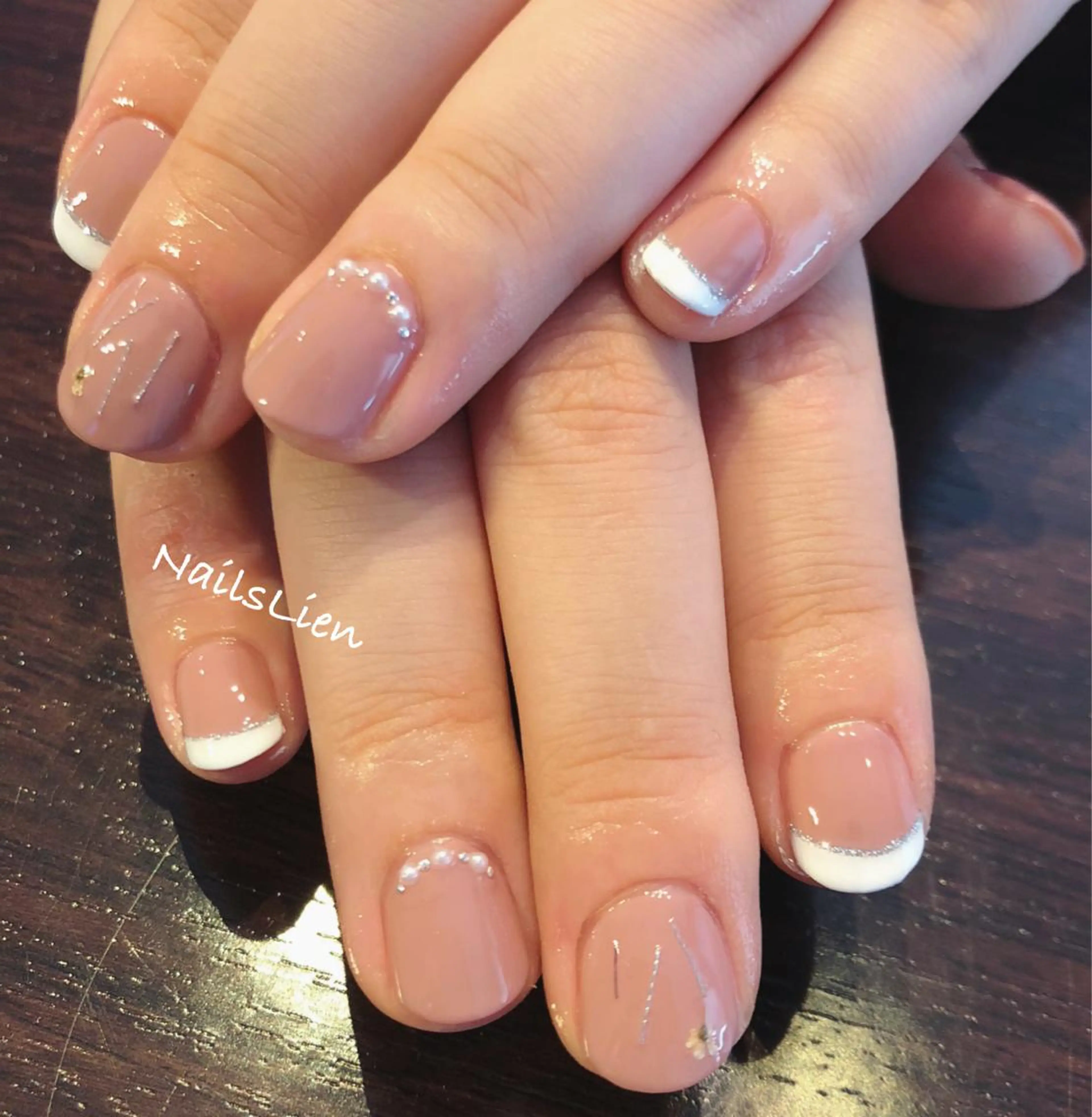 ネイル フラワーネイル ブライダルネイル studio e n / RiNのネイルデザイン