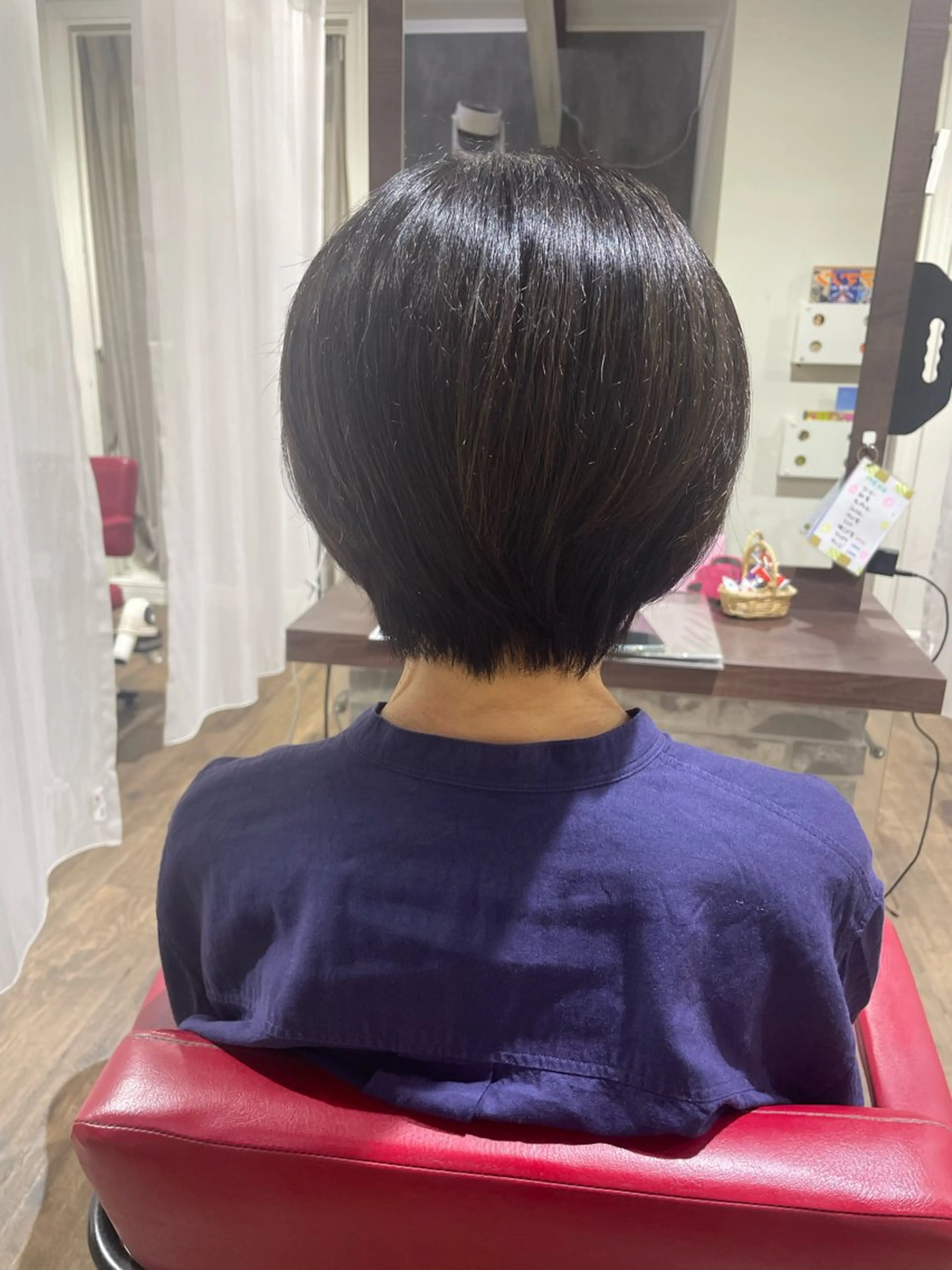 ショート 兼松 美香のヘアスタイル