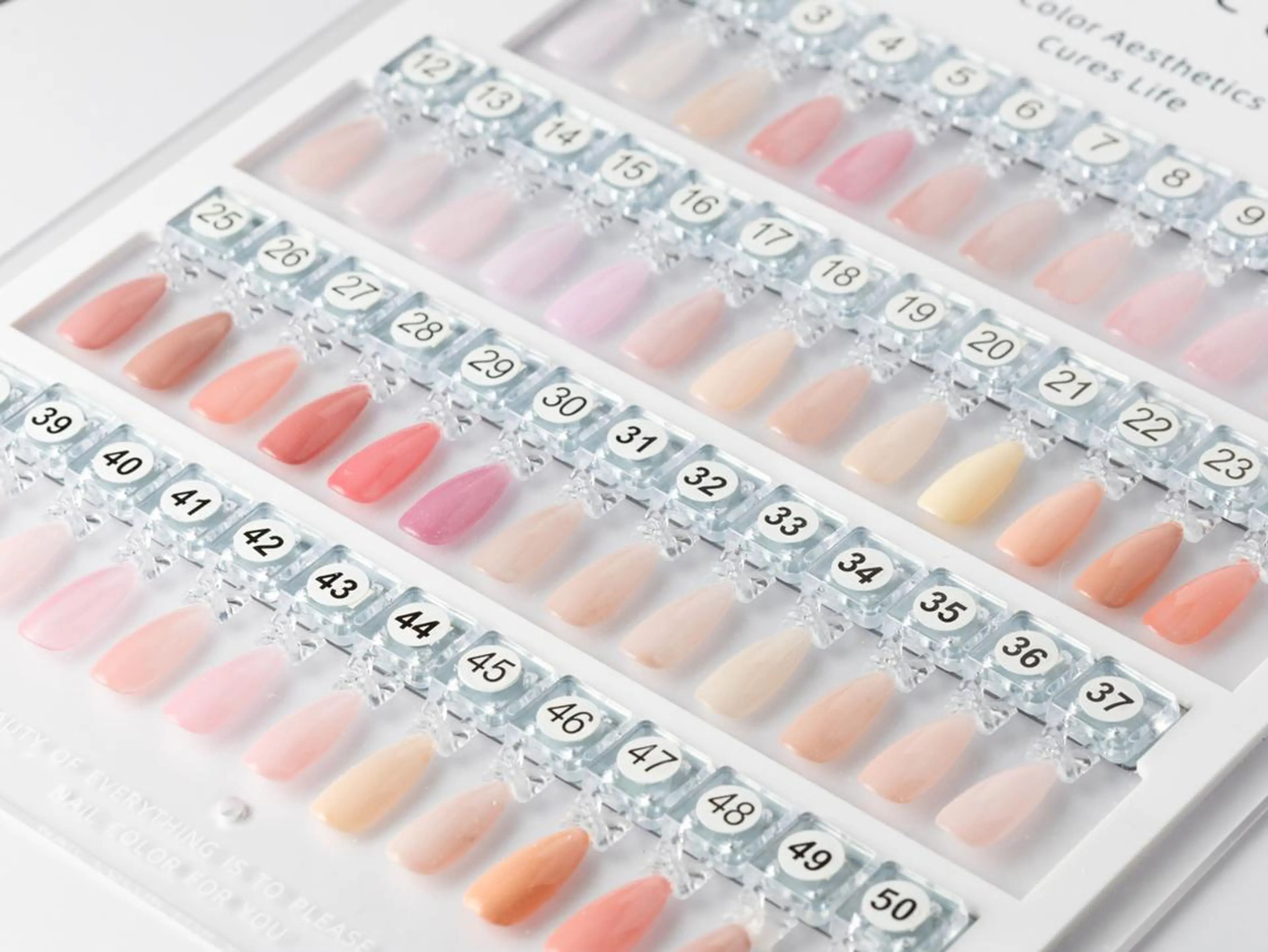 ネイル サロン名Ariel KANAのネイルデザイン