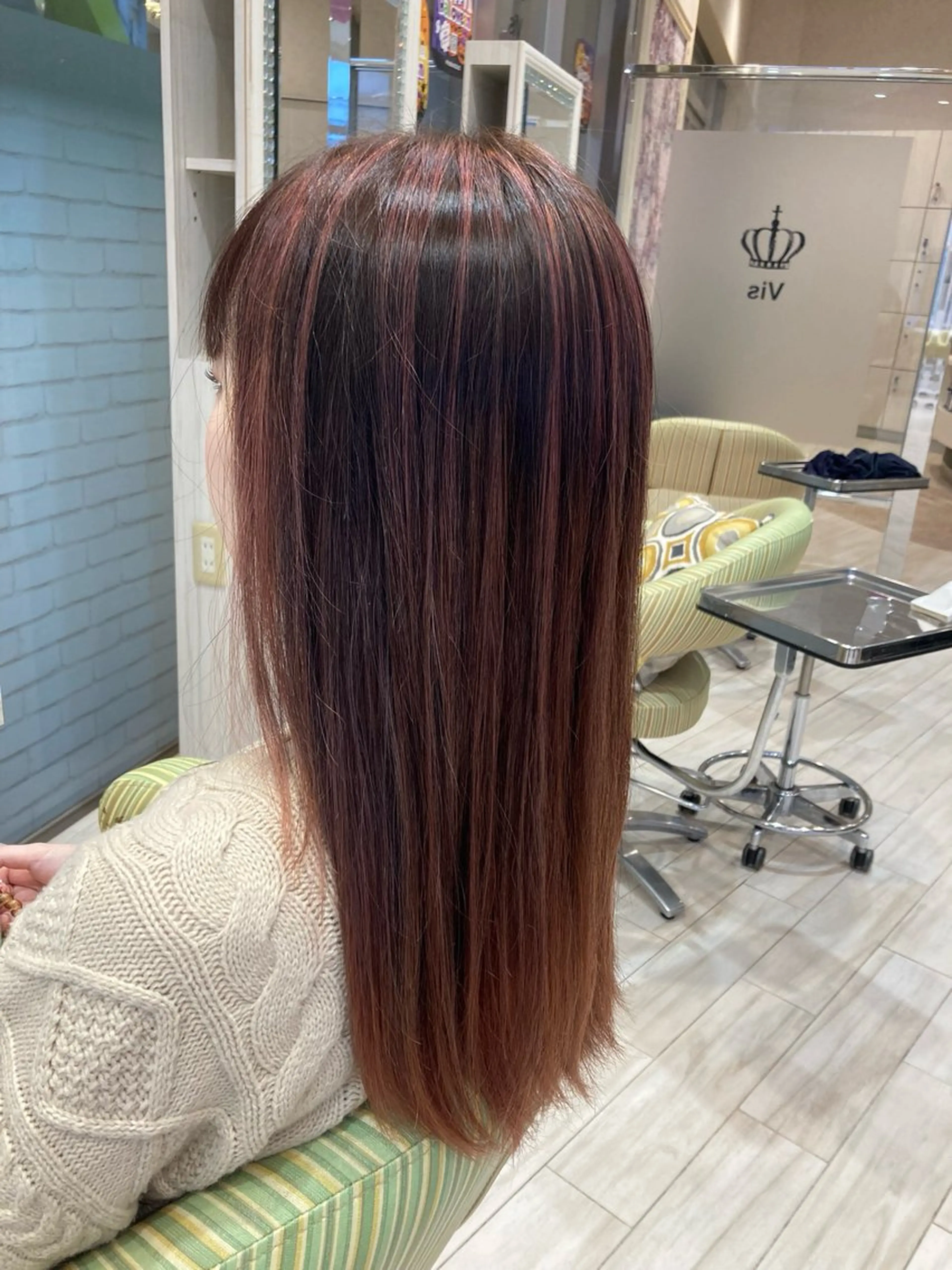 ロング カラー 透明感カラー ハイライトカラー ピンクカラー ハイライト 永倉 はるかのヘアスタイル