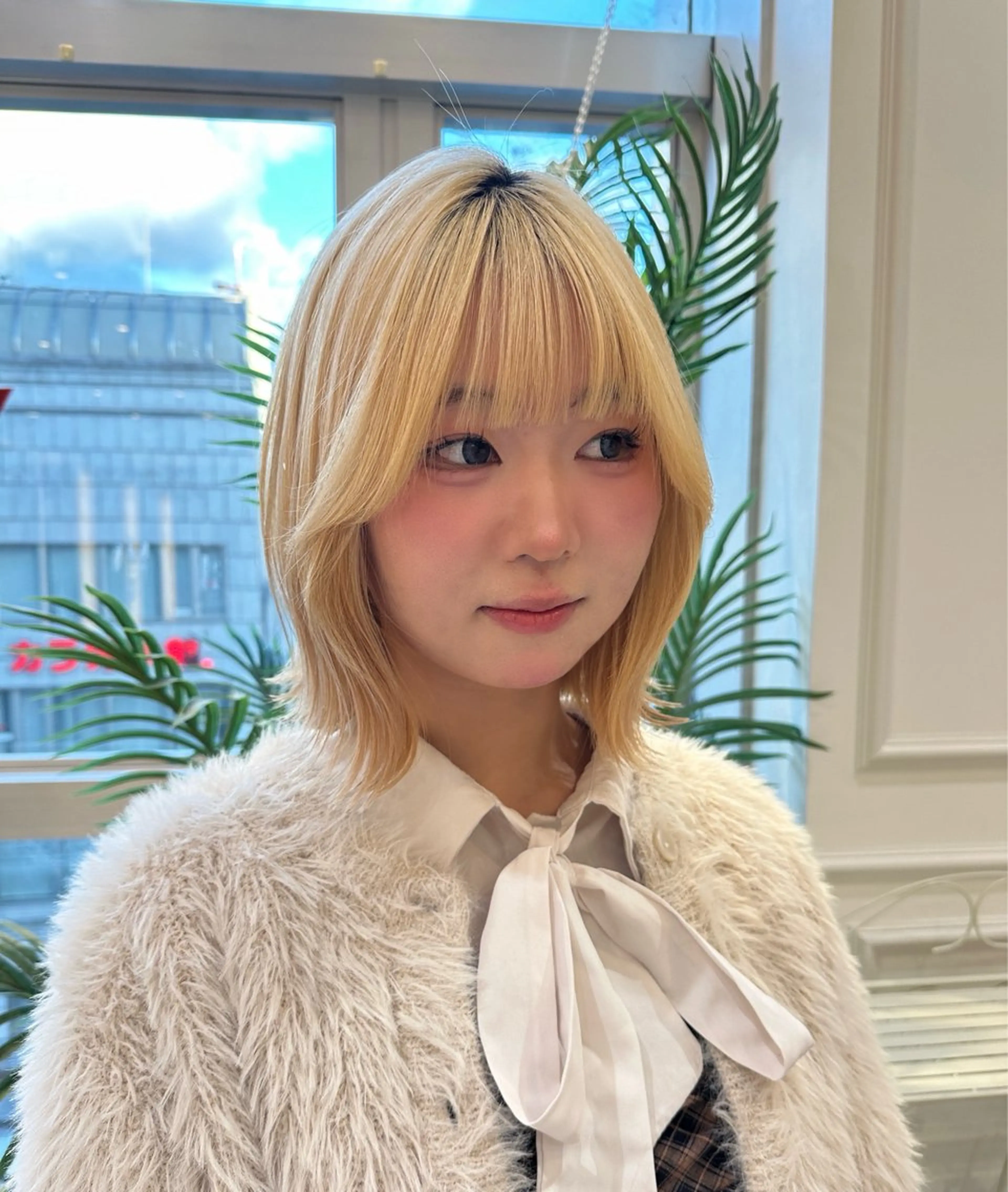 ミディアム カラー ハイトーンカラー ボブ カット ヘアカラー トリートメント レイヤー/ウルフ/ ハイトーンchimiのヘアスタイル