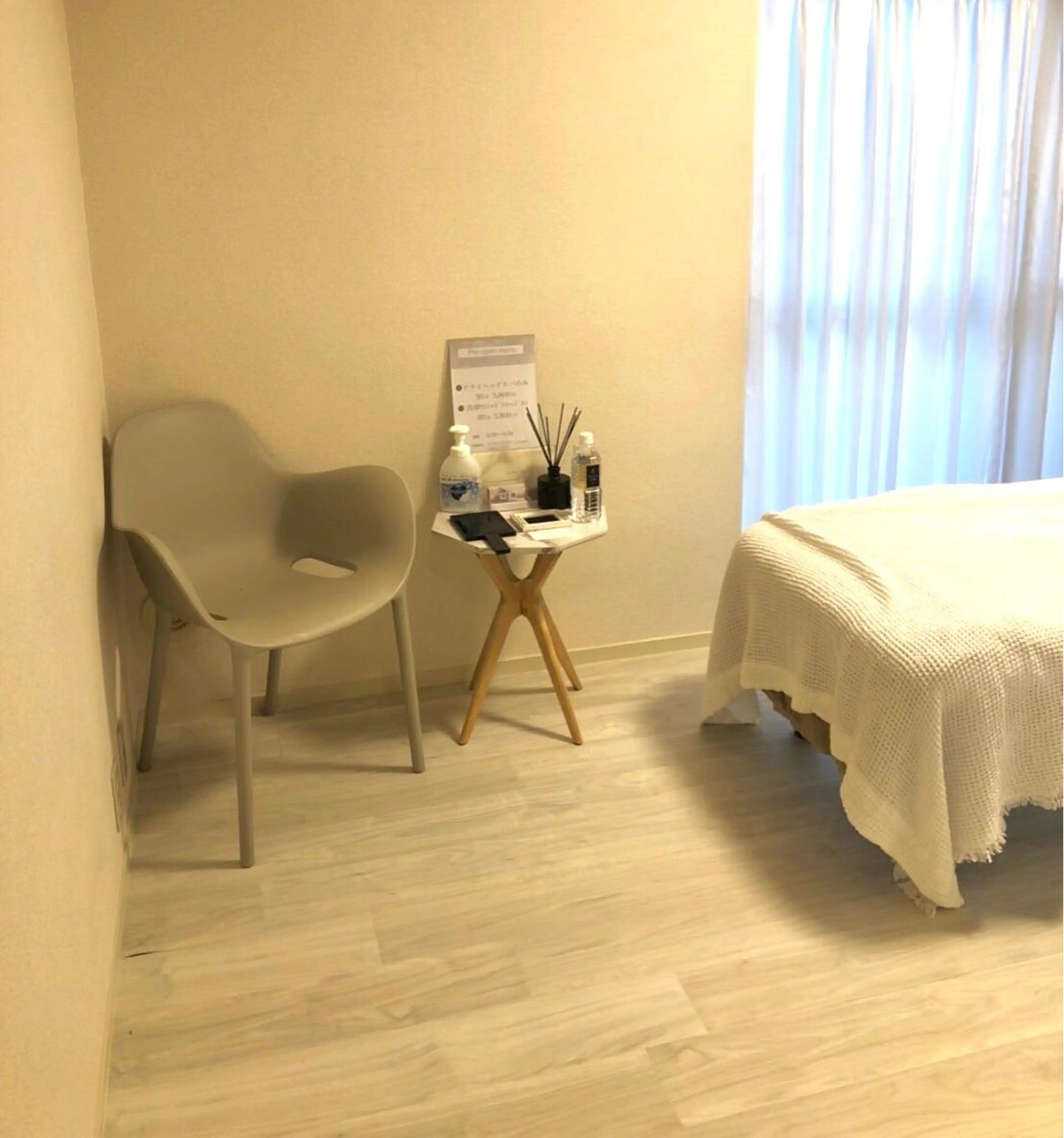 ヘアアレンジ メンズ キッズ ネイル マツエク・マツパ アイブロウ 新感覚ﾏｼﾝ× ﾄﾞﾗｲﾍｯﾄﾞのエステ・リラクイメージ