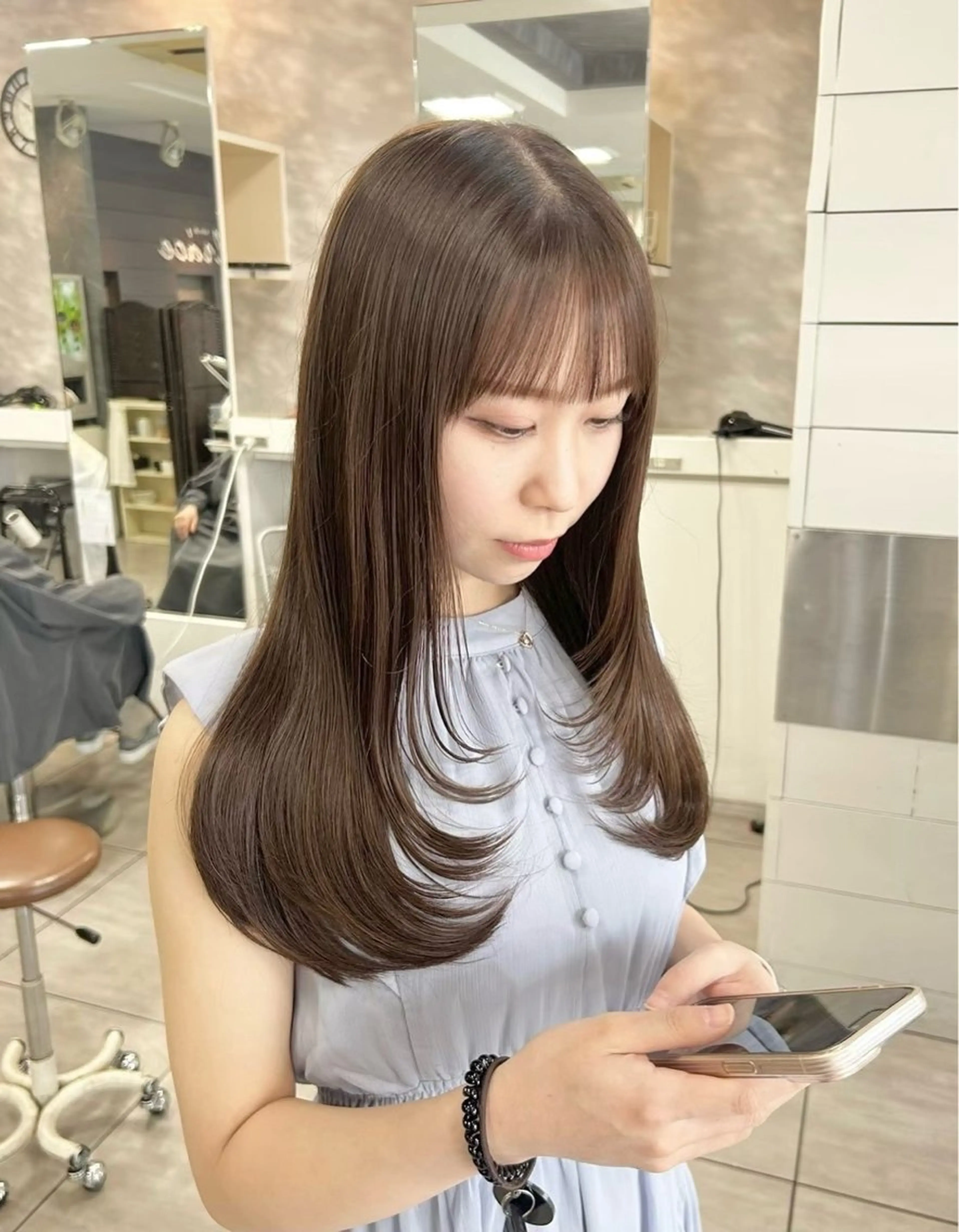 ロング レイヤーカット カット ヘアカラー 🫧艶髪カラー🫧 森本くるみのヘアスタイル