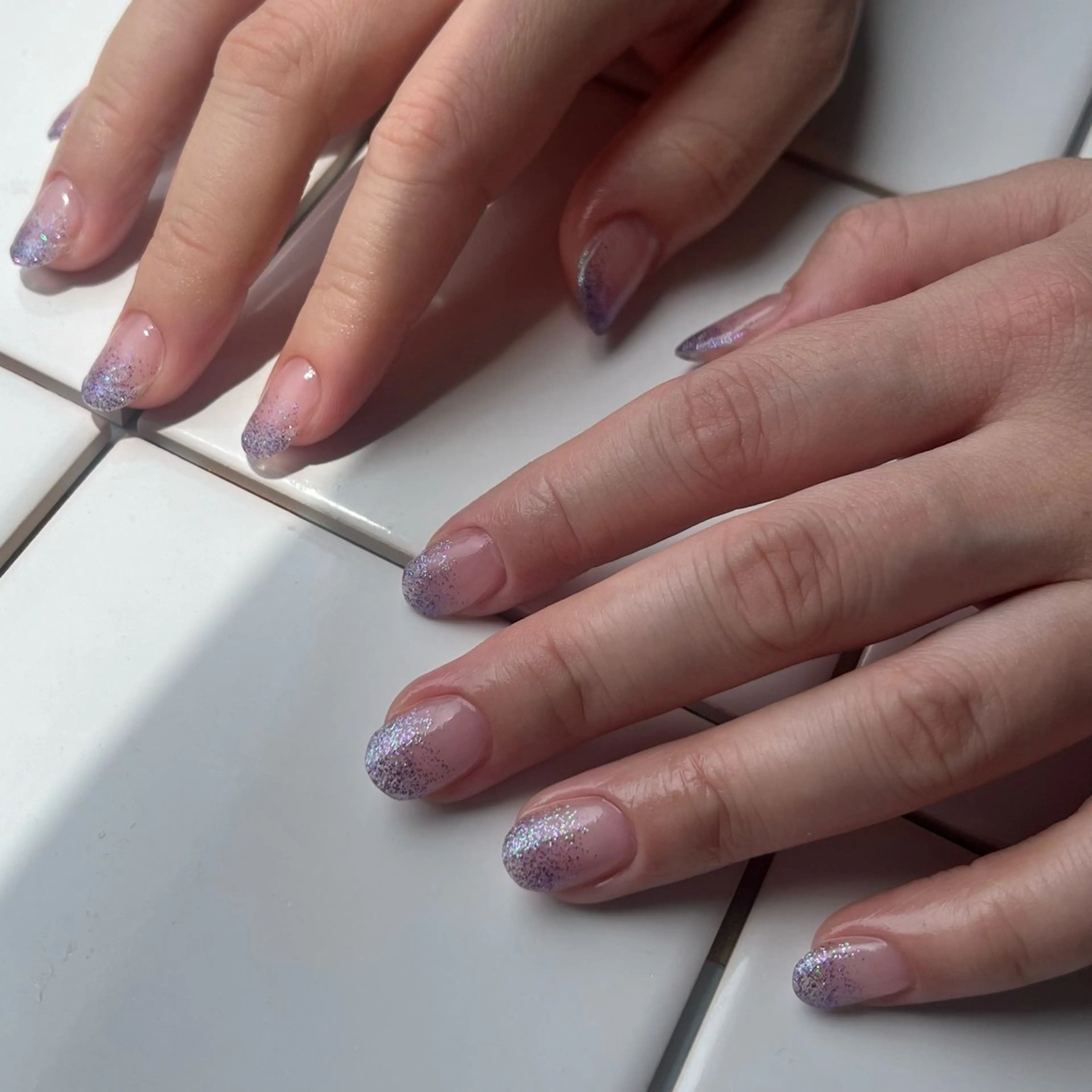 ネイル グラデーション ラメ(グリッター) ラメグラデーション ワンカラーネイル natsumi .のネイルデザイン