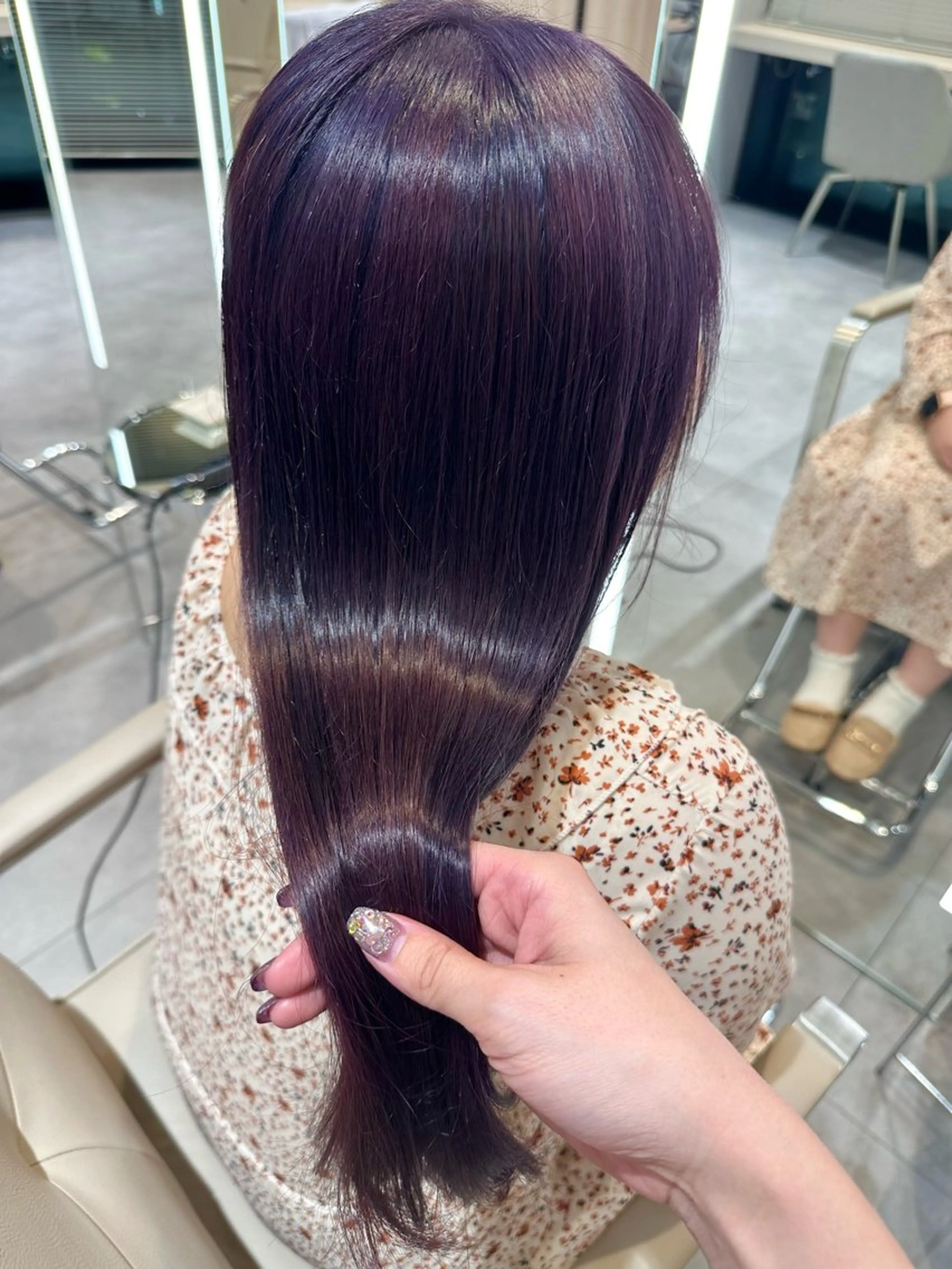 カラー Bond Story fleek所属・渡辺 麻衣のヘアスタイル