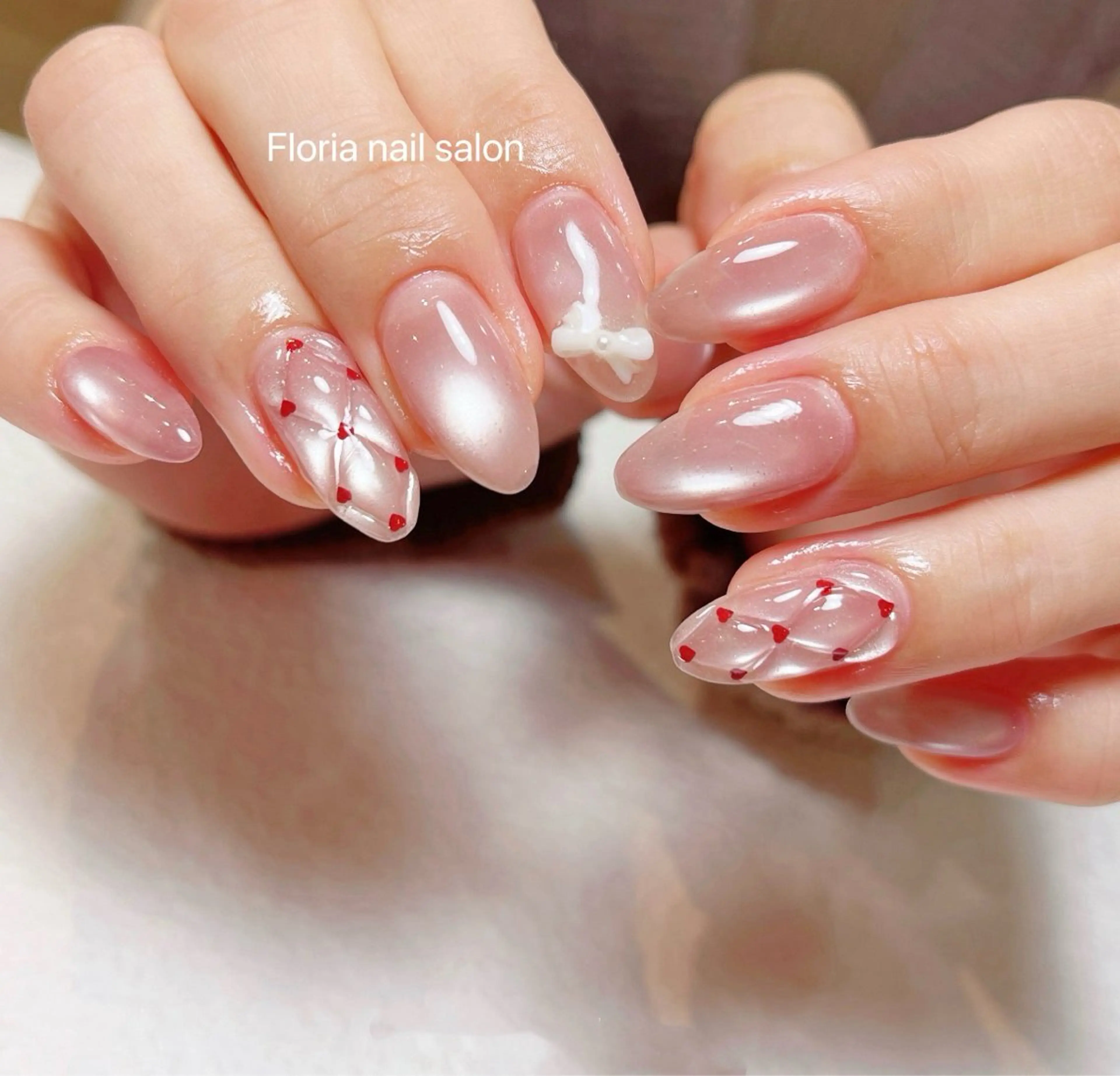 ネイル アートネイル チークネイル フラッシュネイル フレンチネイル ガラスフレンチ ハンドネイル Floria ユイのネイルデザイン