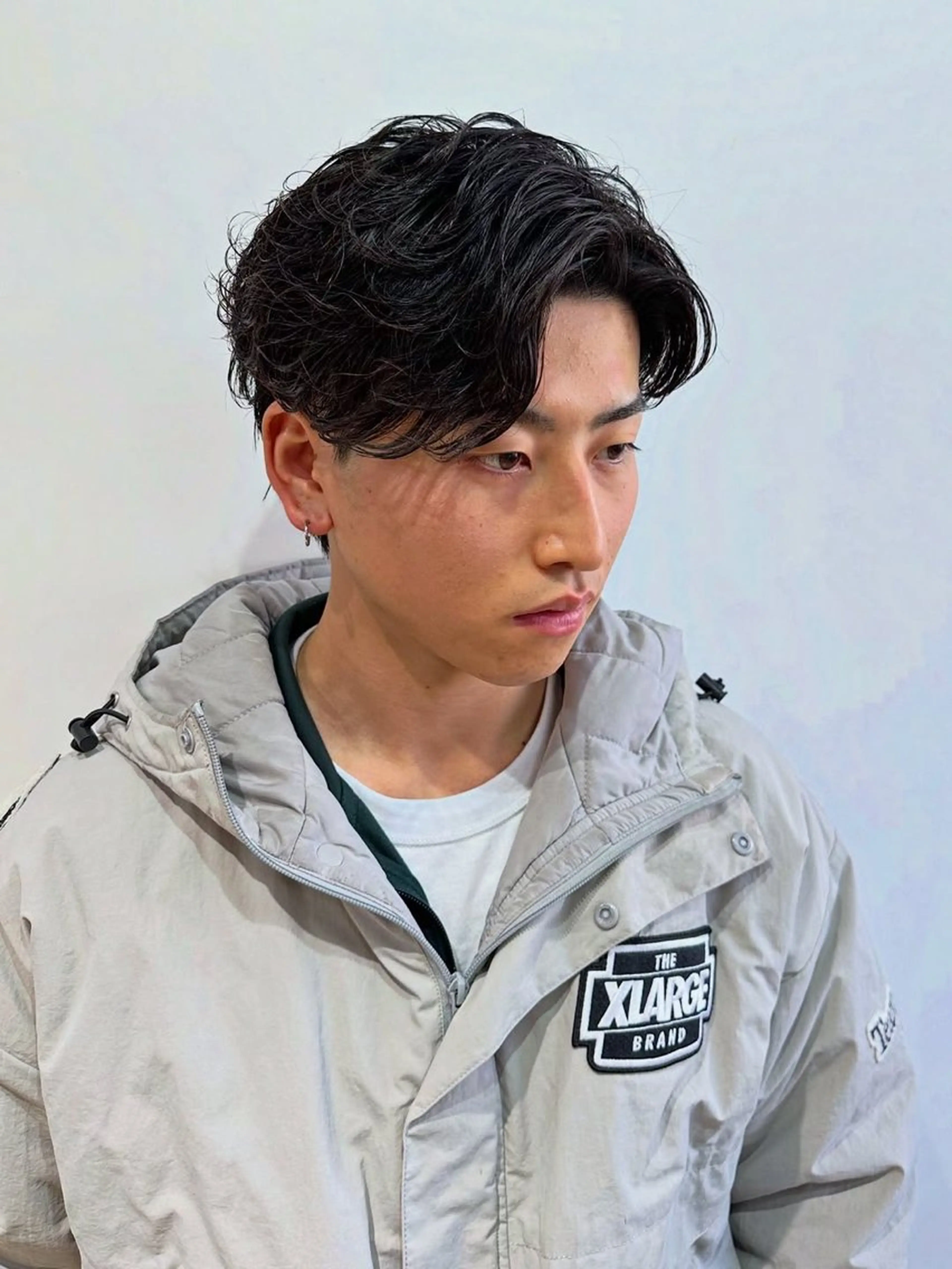 パーマ メンズ センターパート メンズパーマ カット パーマ 🟦横浜駅メンズパー マ｜小上馬淳司🟦のヘアスタイル
