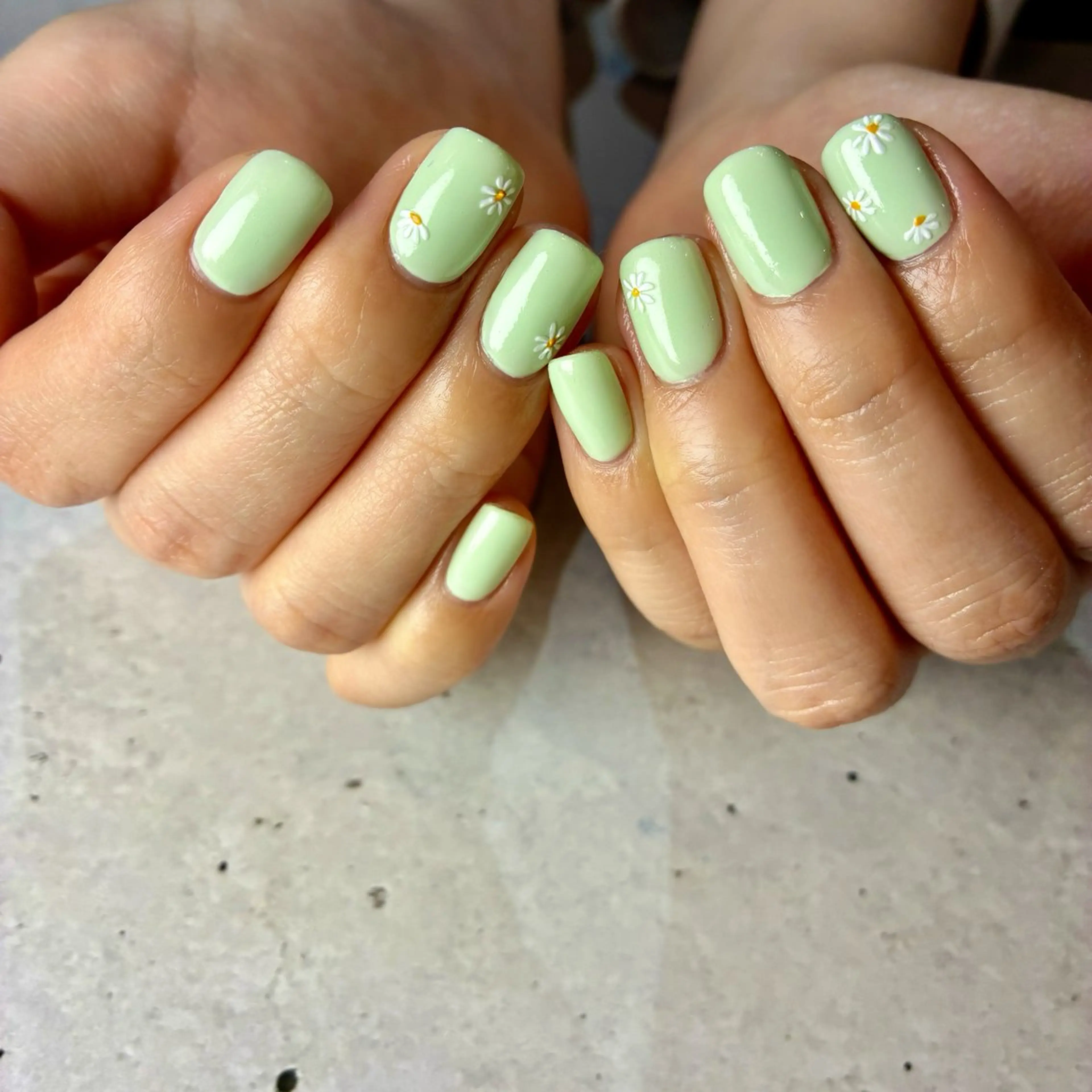 ネイル グリーン ハンドネイル Koga Rieのネイルデザイン