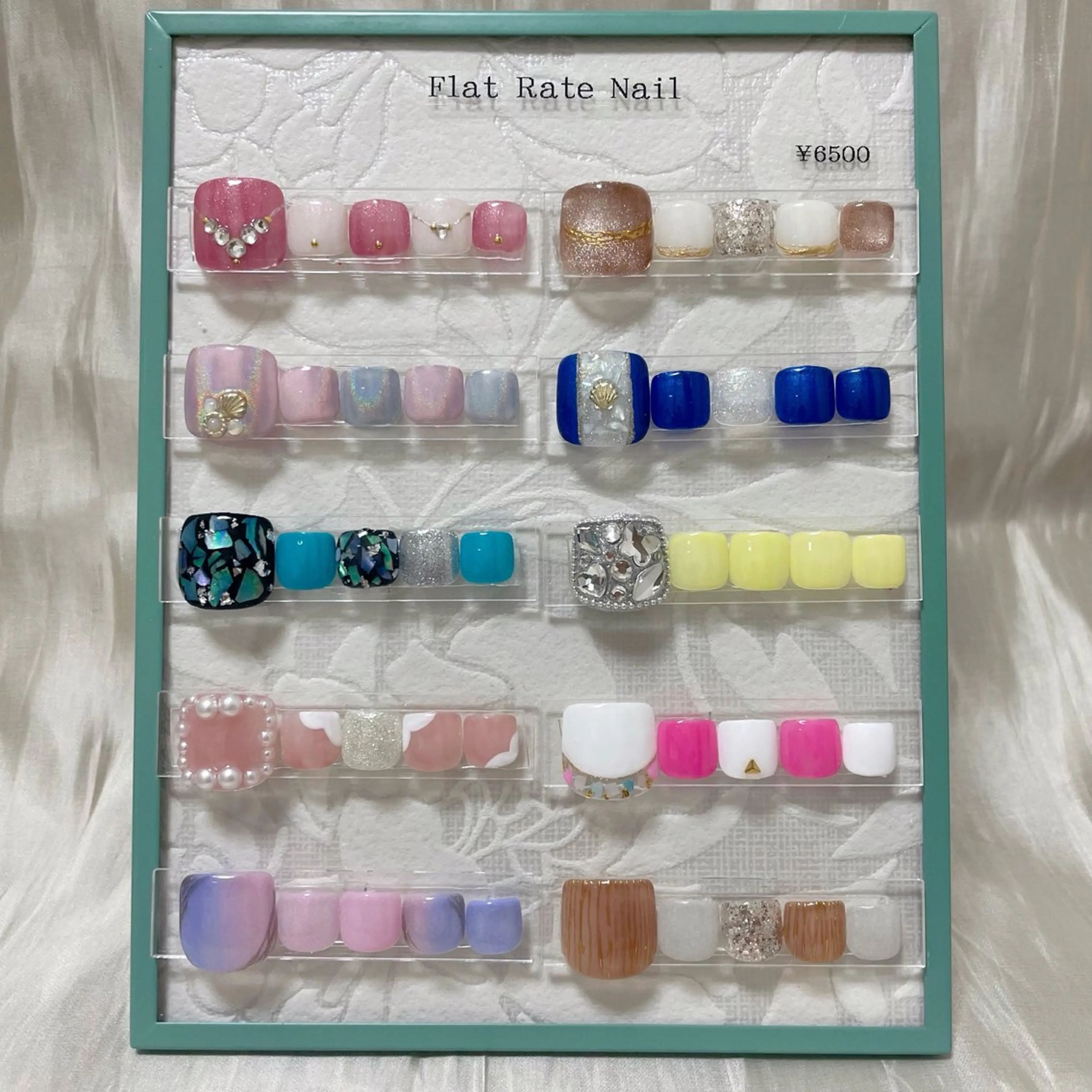 ネイル 持ち込み nailroom DIASOMNIAのネイルデザイン