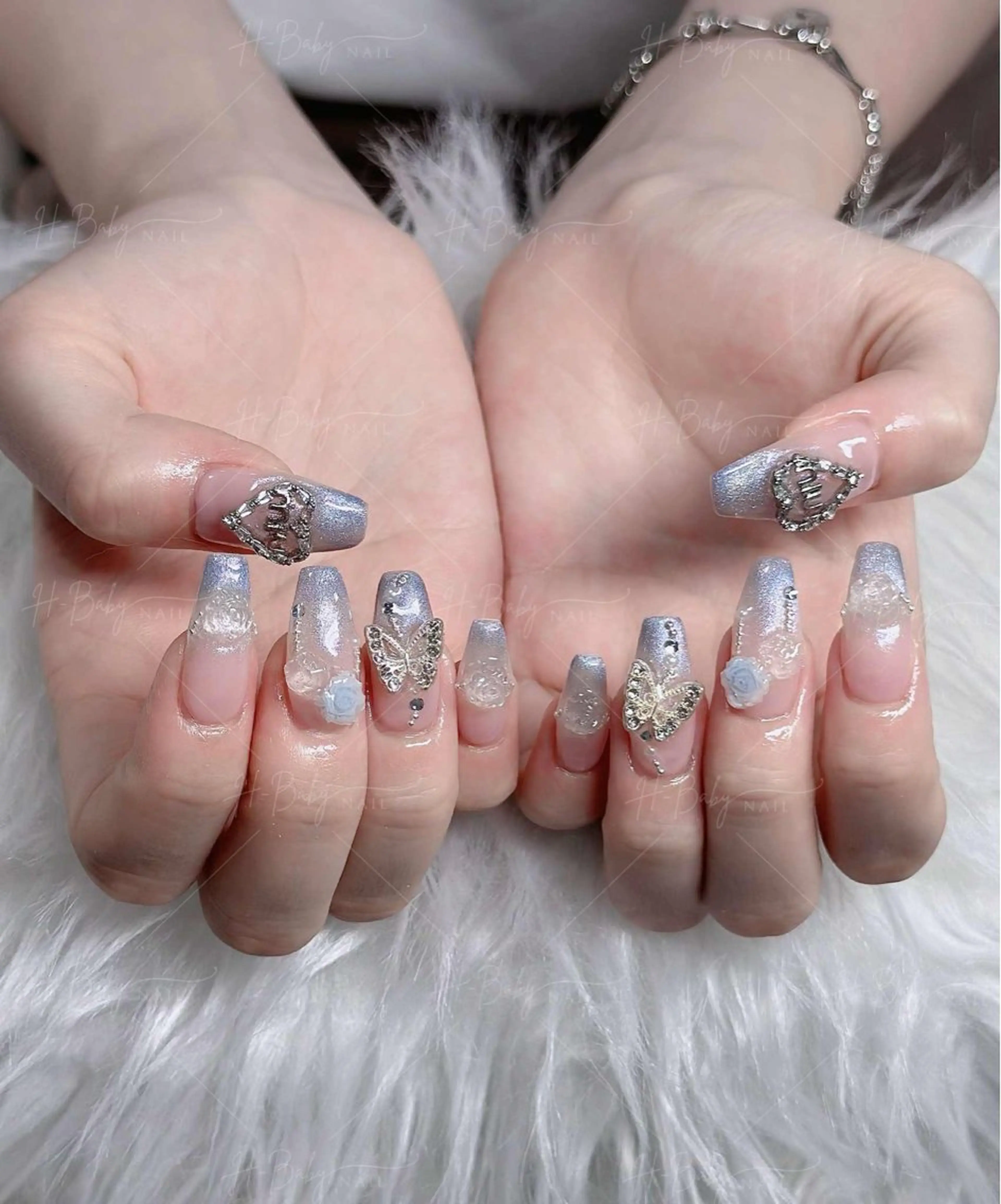 ネイル フレンチネイル ジェルネイル ガラスフレンチ ハロウィン ハート H.baby Nail Salonのネイルデザイン