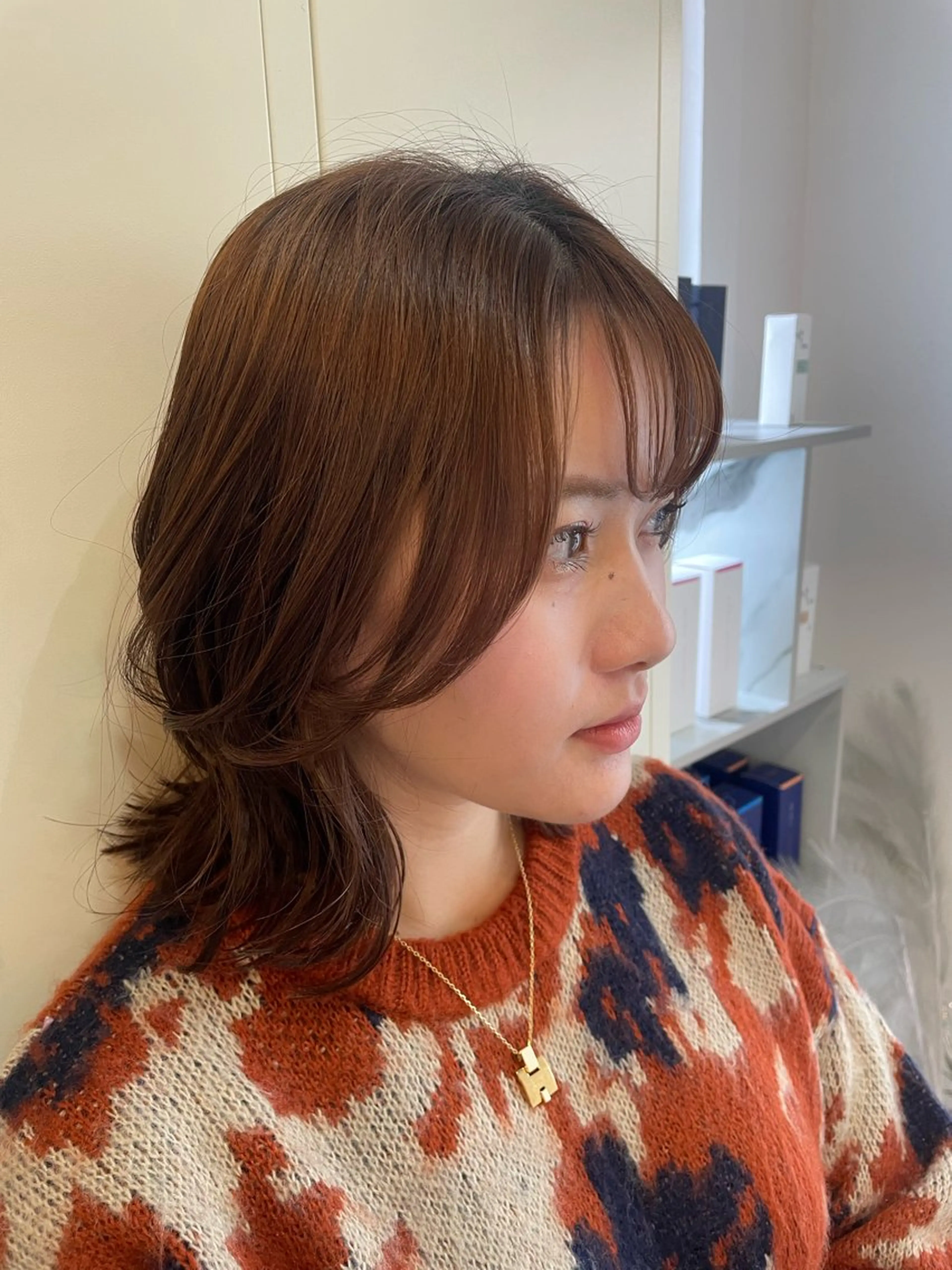 ミディアム 顔まわりレイヤー 髪質改善 韓国風ヘア レイヤーカット サイドバング カット ヘアカラー トリートメント Yusei/似合わせ /韓国風レイヤーのヘアスタイル