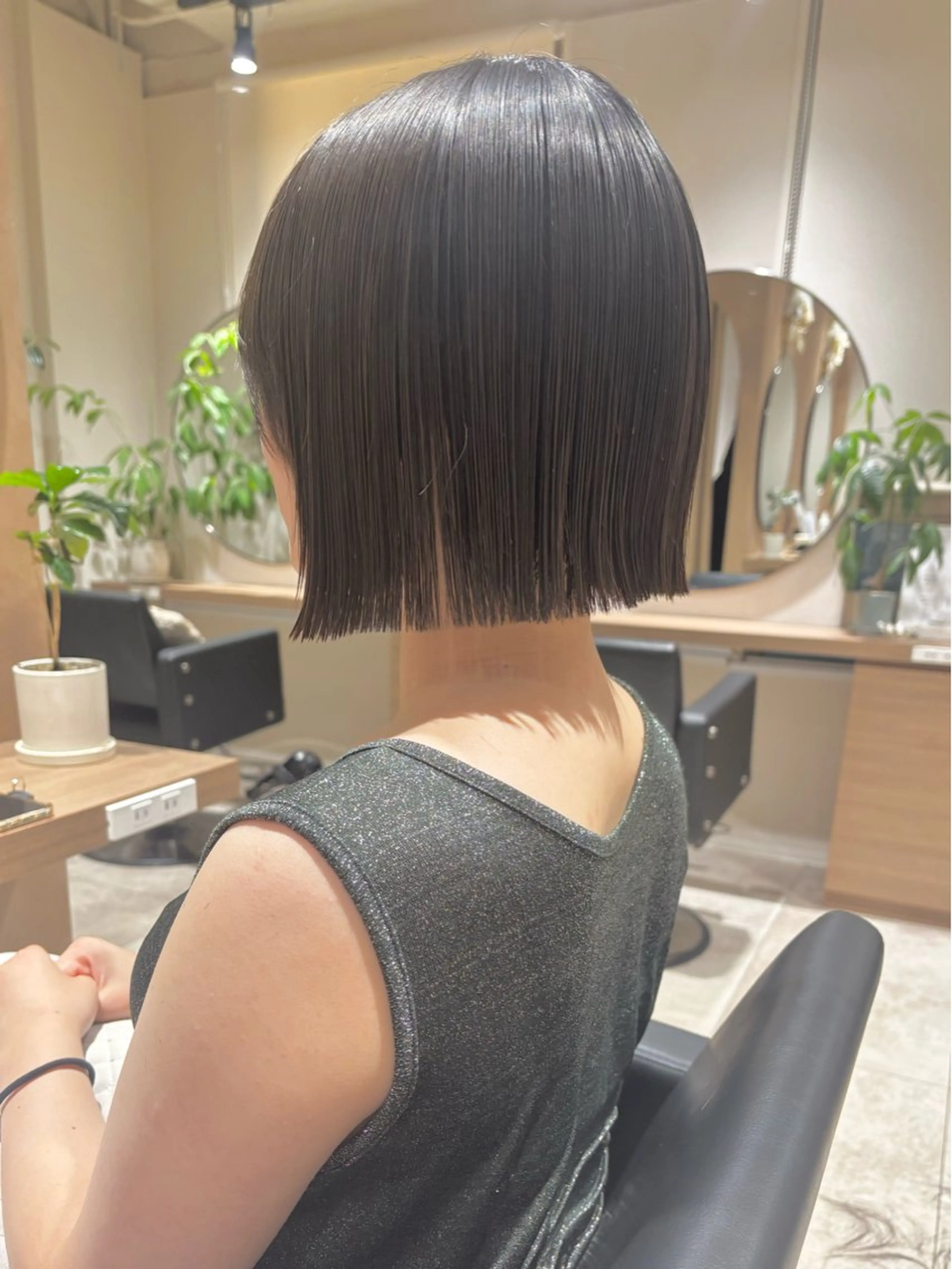 ミディアム AMI ウルフ/ショートのヘアスタイル