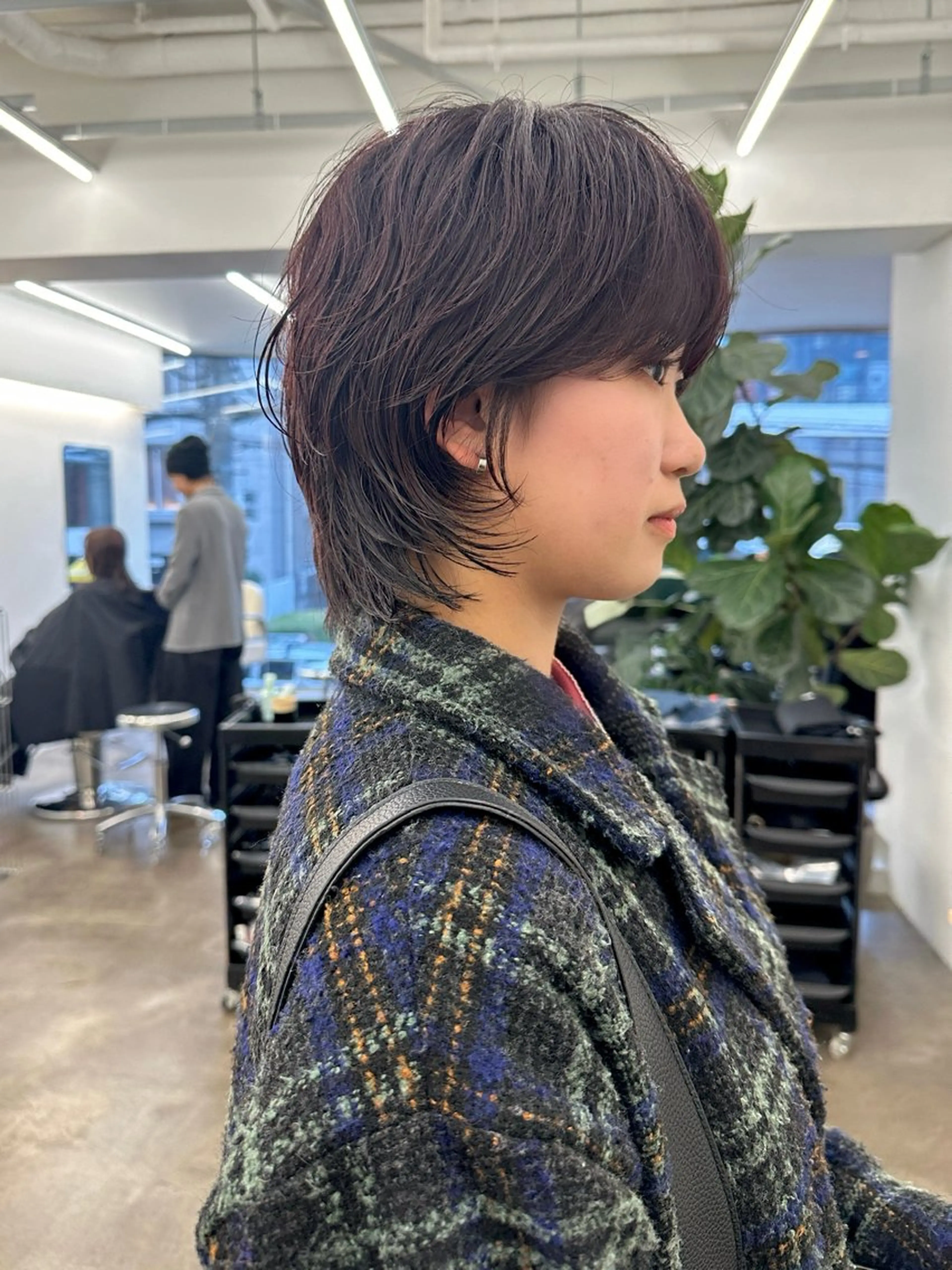 ショート カラー ディープパープル パープルカラー ショートヘア ウルフカット カット ヘアカラー トリートメント ボブ/レイヤー/ケア パーマ/リュウタのヘアスタイル