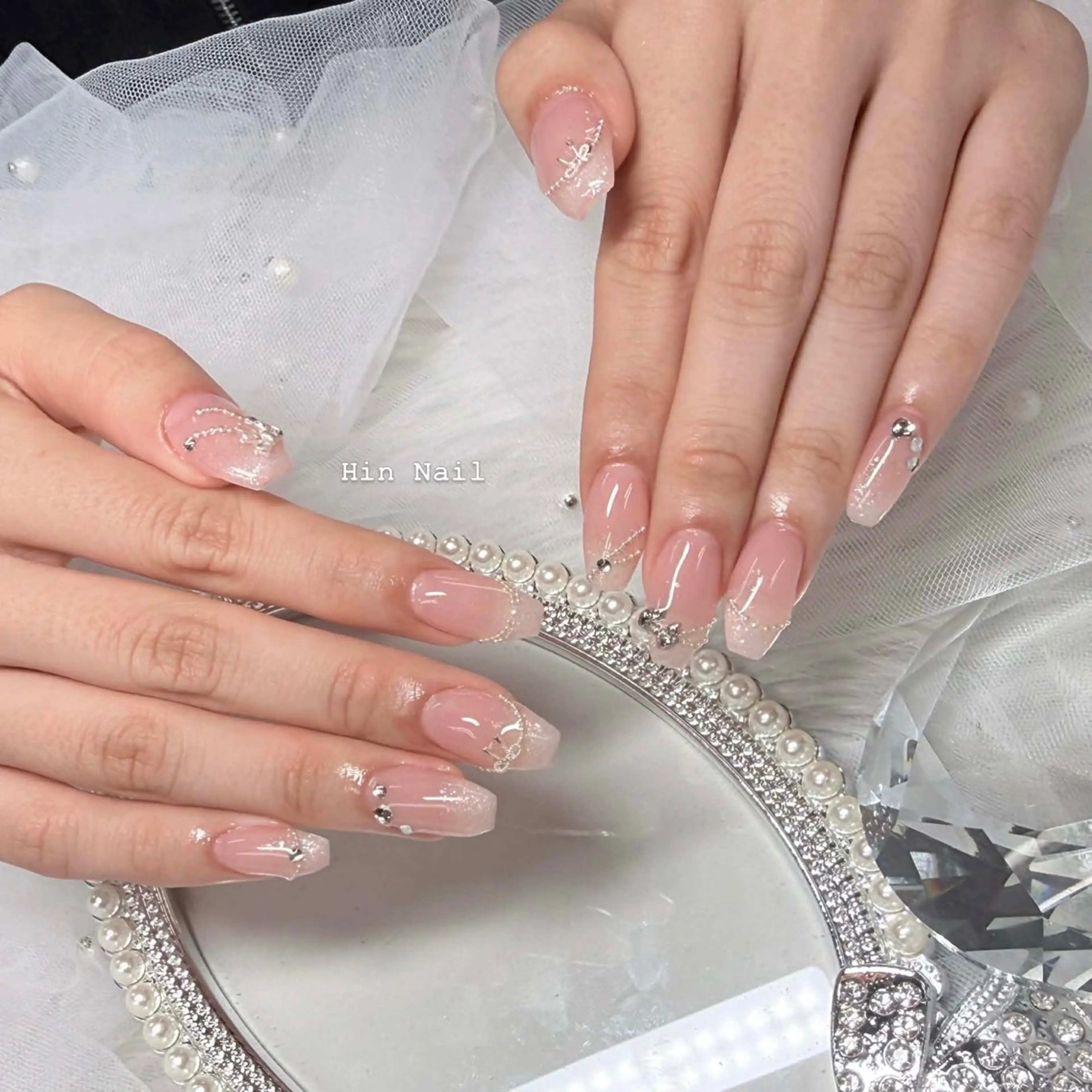 ネイル ハンドネイル HIN NAILのネイルデザイン