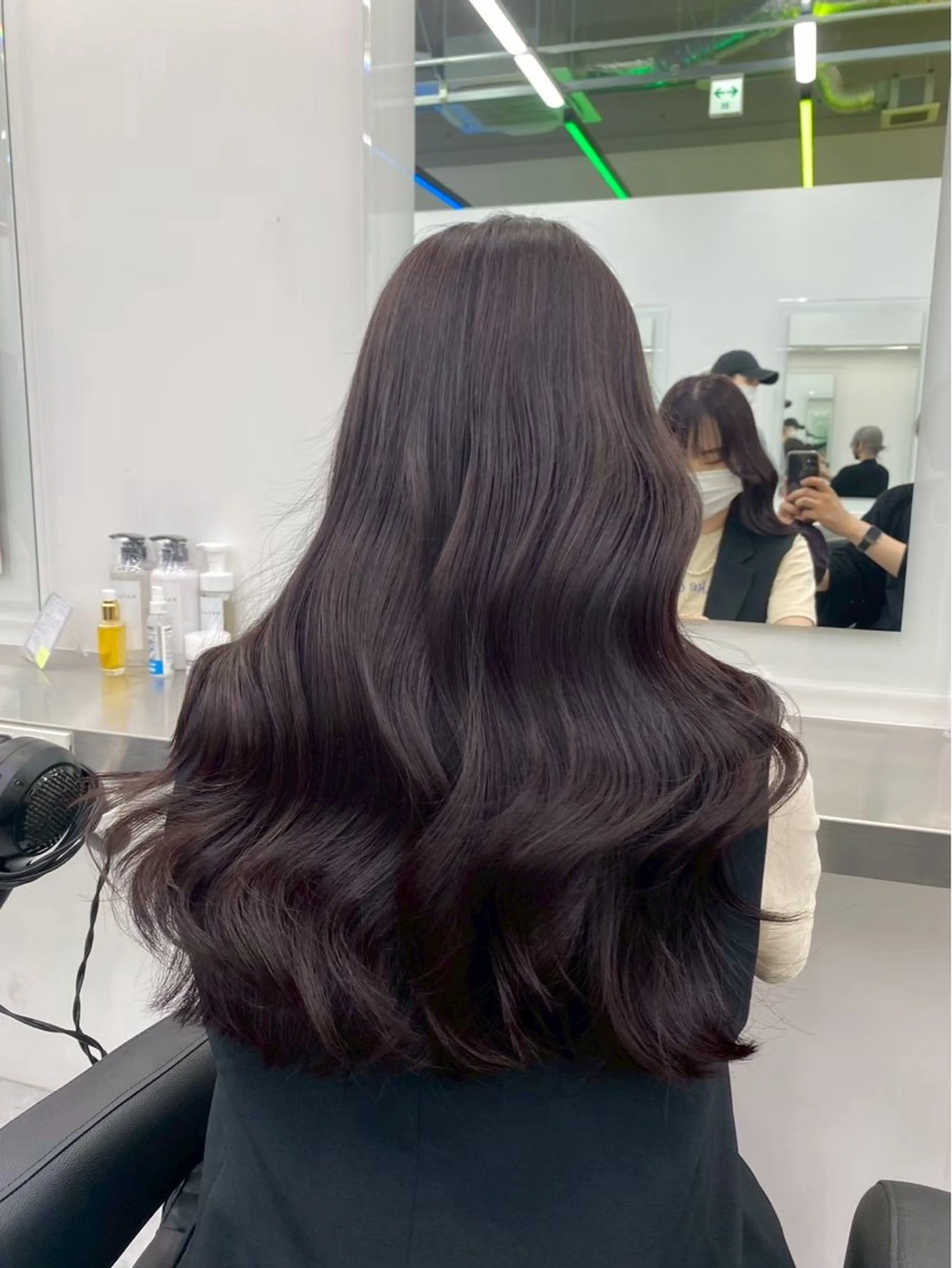 ロング カラー カット ヘアカラー トリートメント ヘッドスパ y2k✩︎⡱レイヤー ウルフ/オリーブ🍀のヘアスタイル