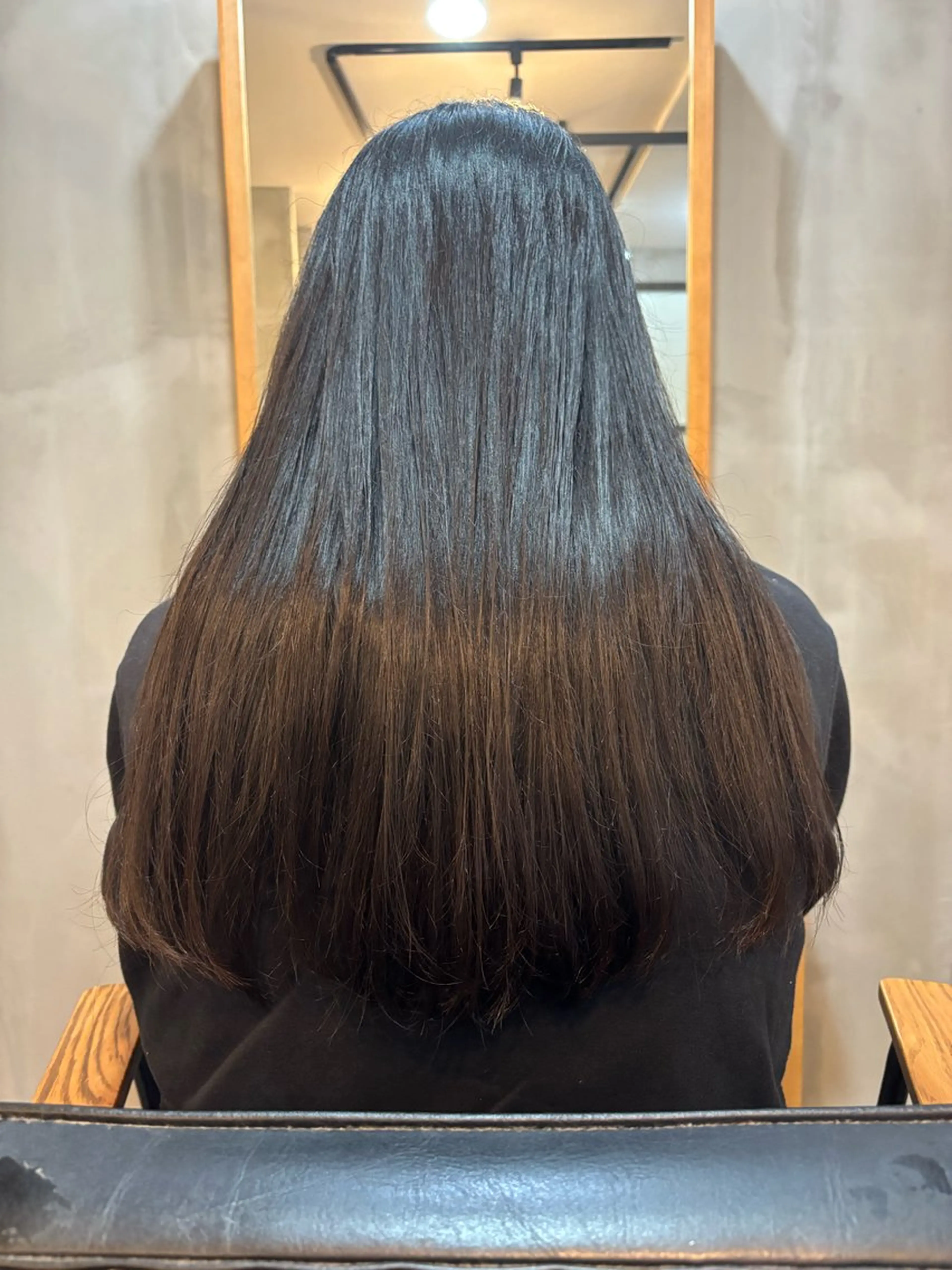 ロング カット ヘアカラー 縮毛矯正 磯野 成基のヘアスタイル