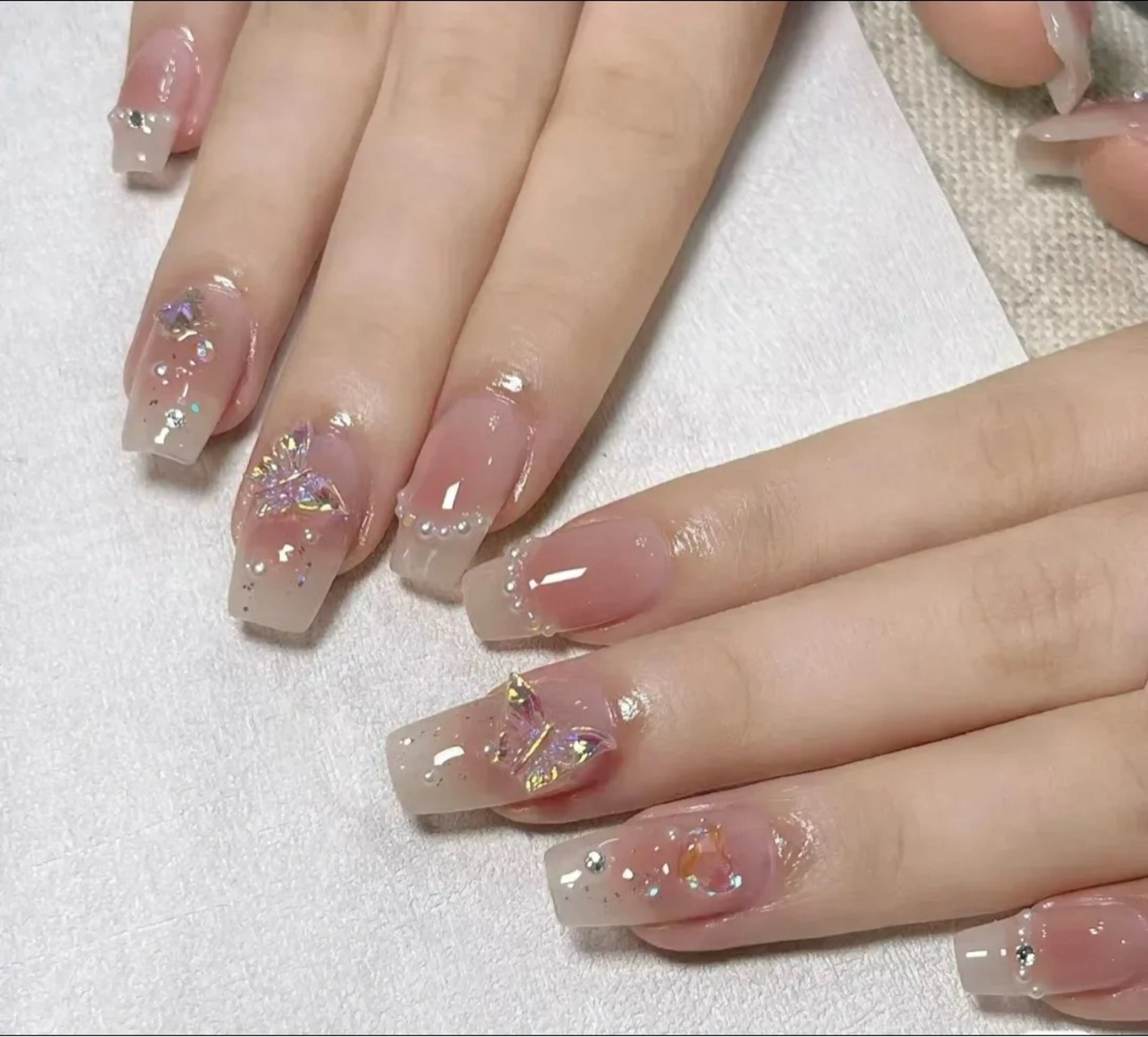 ネイル チークネイル 長さ出し フレンチネイル ガーリー 韓国ネイル sun nail池袋 モデル募集のネイルデザイン