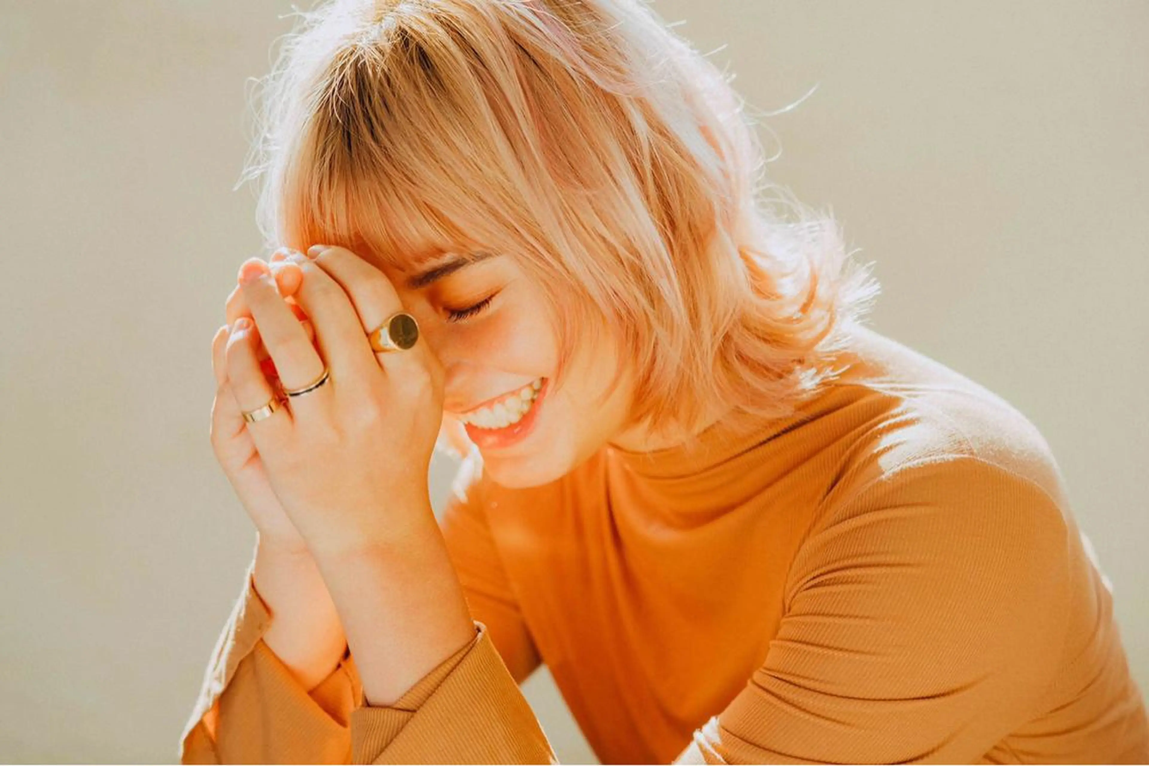 ミディアム カラー 小川 舜人のヘアスタイル