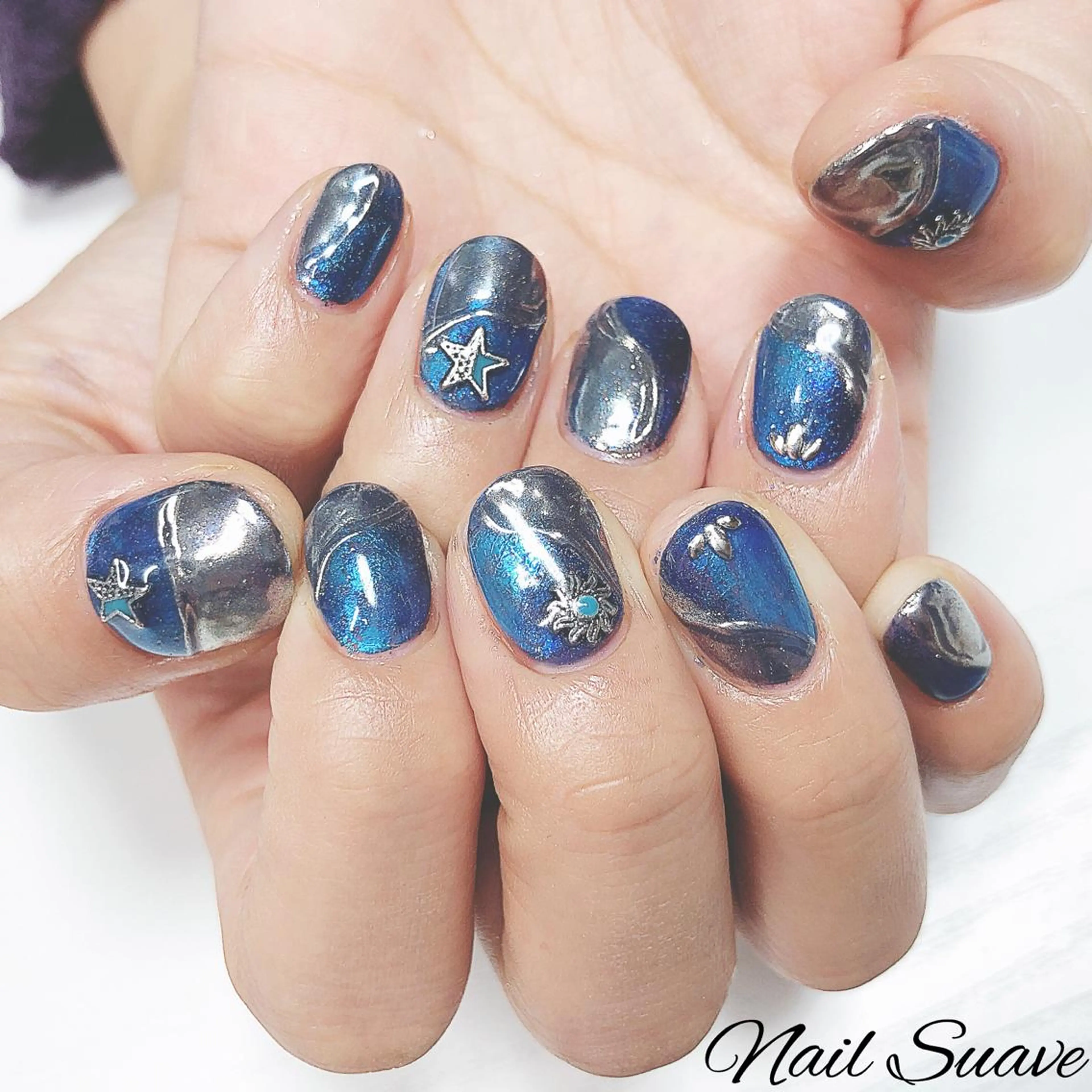 ネイル ブルー キラキラネイル Nail Suave (シュアーヴ)のネイルデザイン