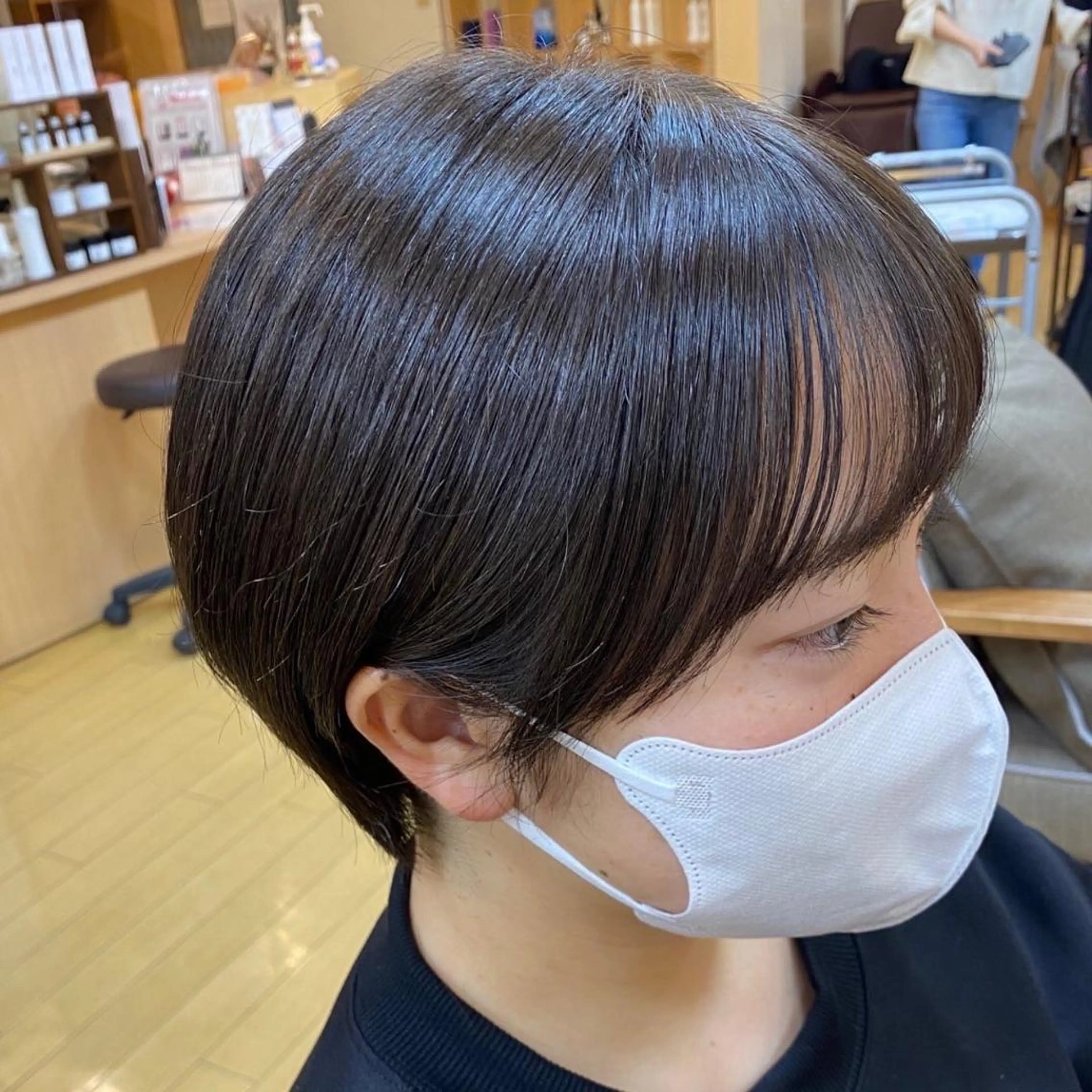 ショート 韓国ヘア 🤍中西麻友🤍のヘアスタイル