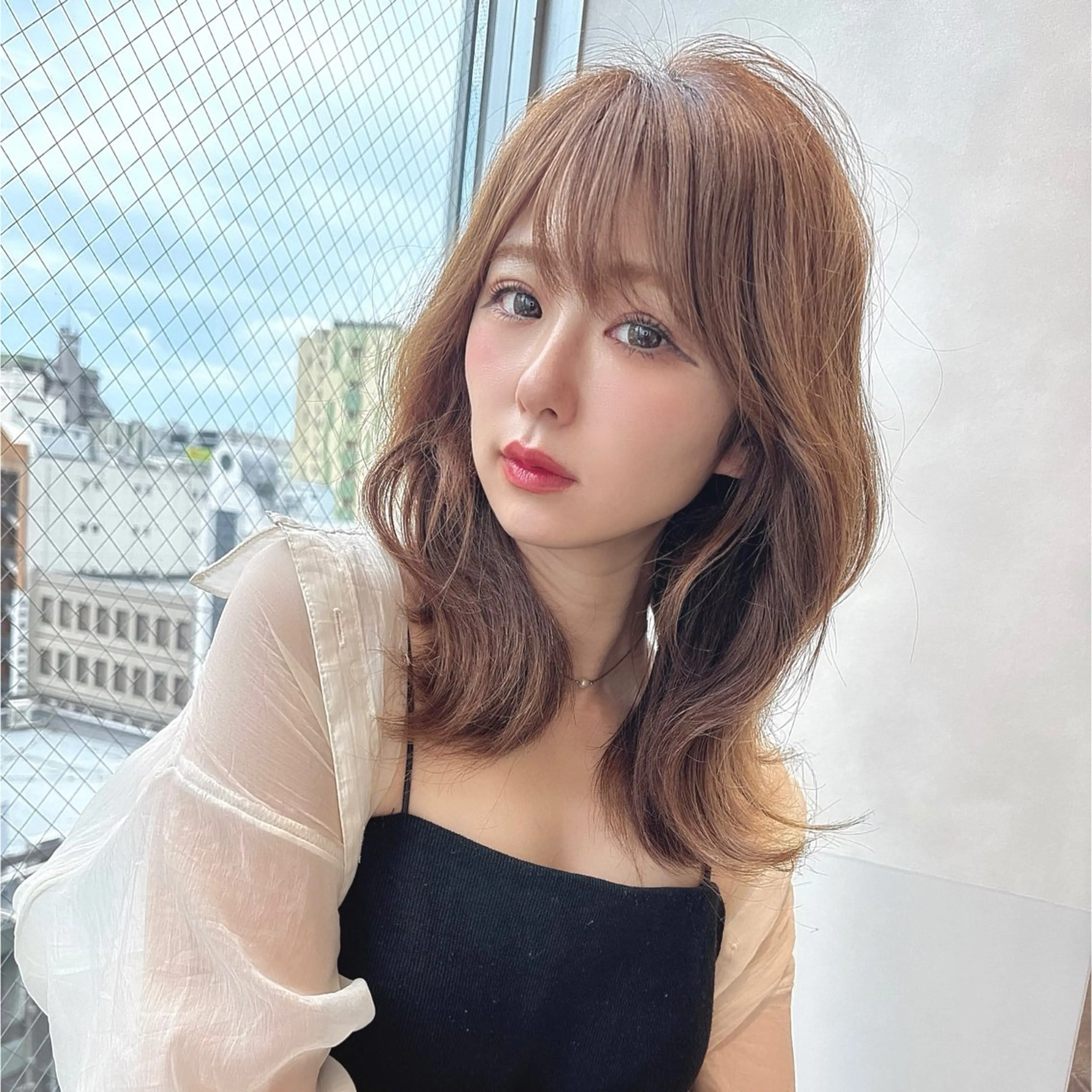 ミディアム ミディアムレイヤー レイヤーカット 小顔カット カット 森 隆秀/韓国ヘアのヘアスタイル