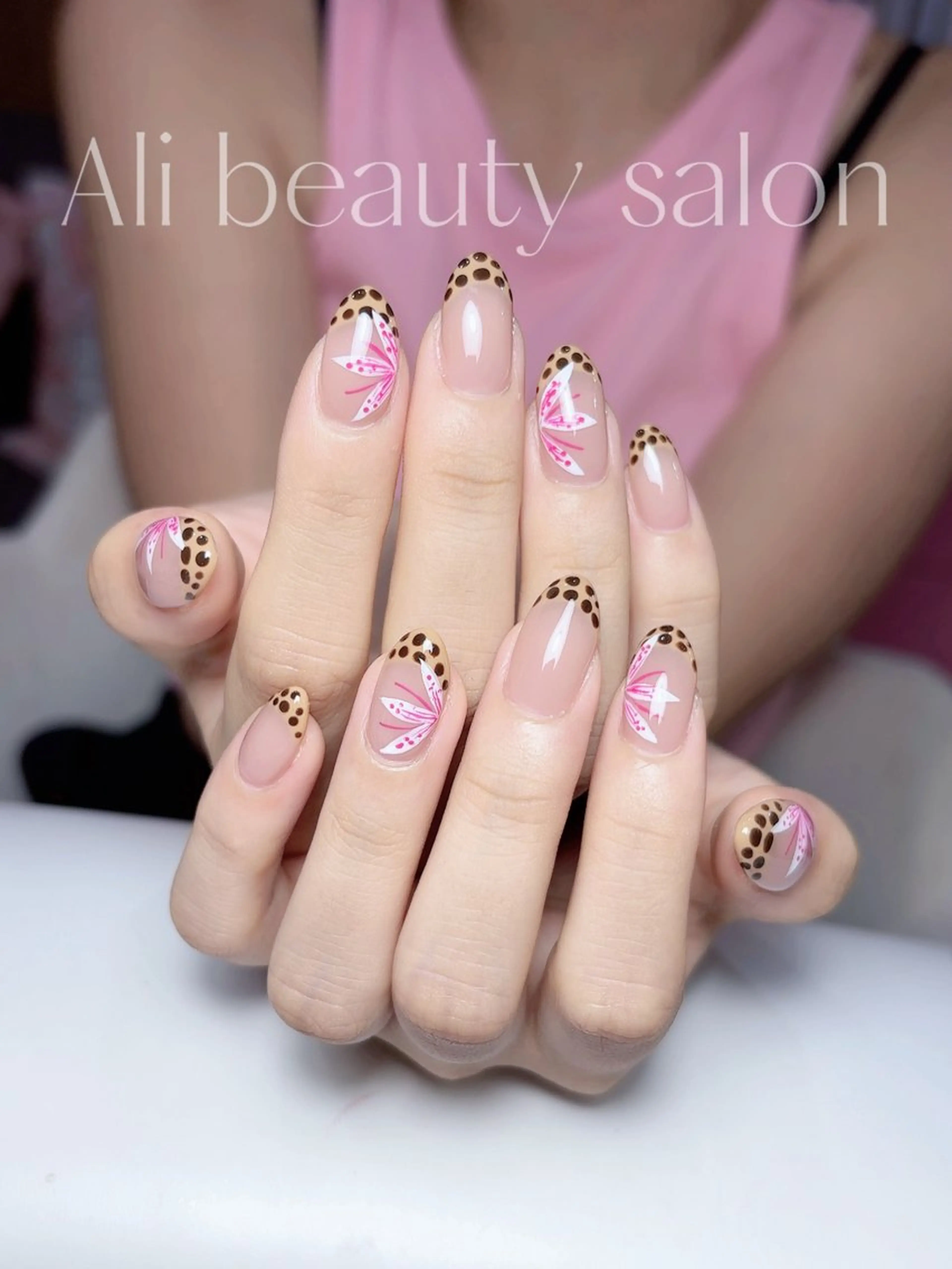 ネイル フレンチネイル 持ち込み ハンドネイル Ali 新小岩 ネイル専門のネイルデザイン