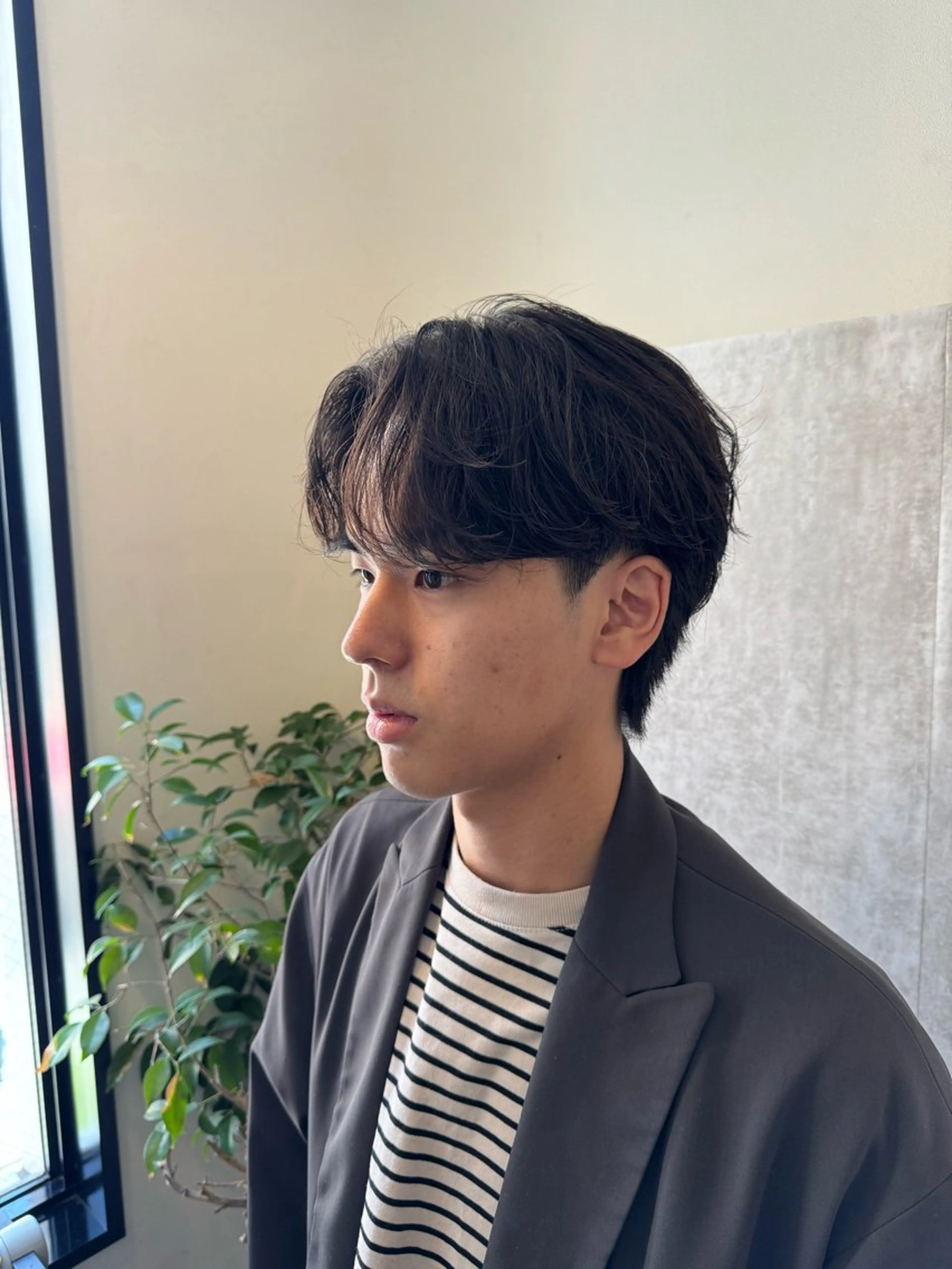 パーマ メンズ 縮毛矯正/髪質改善 グレージュカラーのヘアスタイル