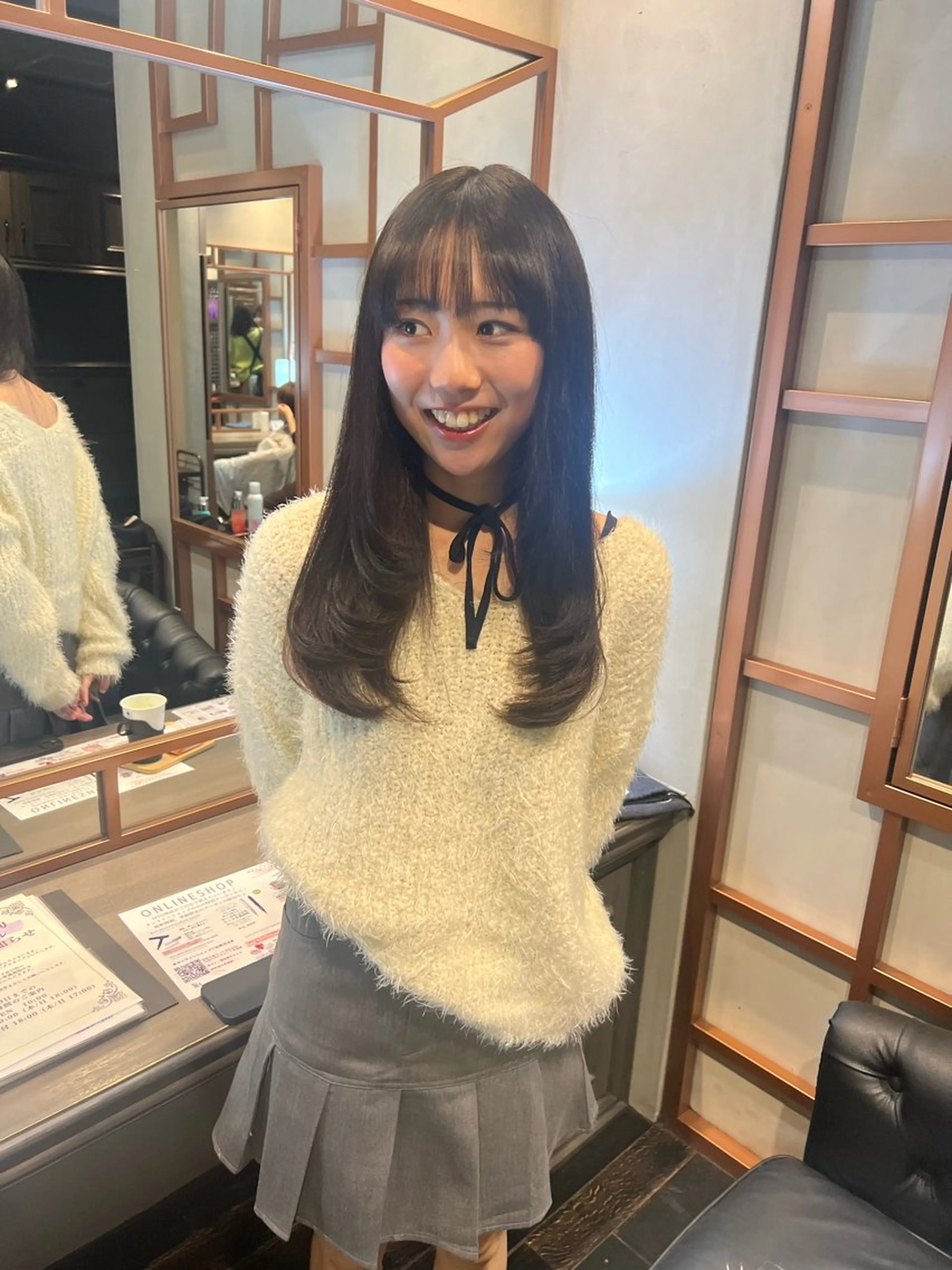 セミロング カット トリートメント Aya/四条烏丸/ インナーカラーのヘアスタイル