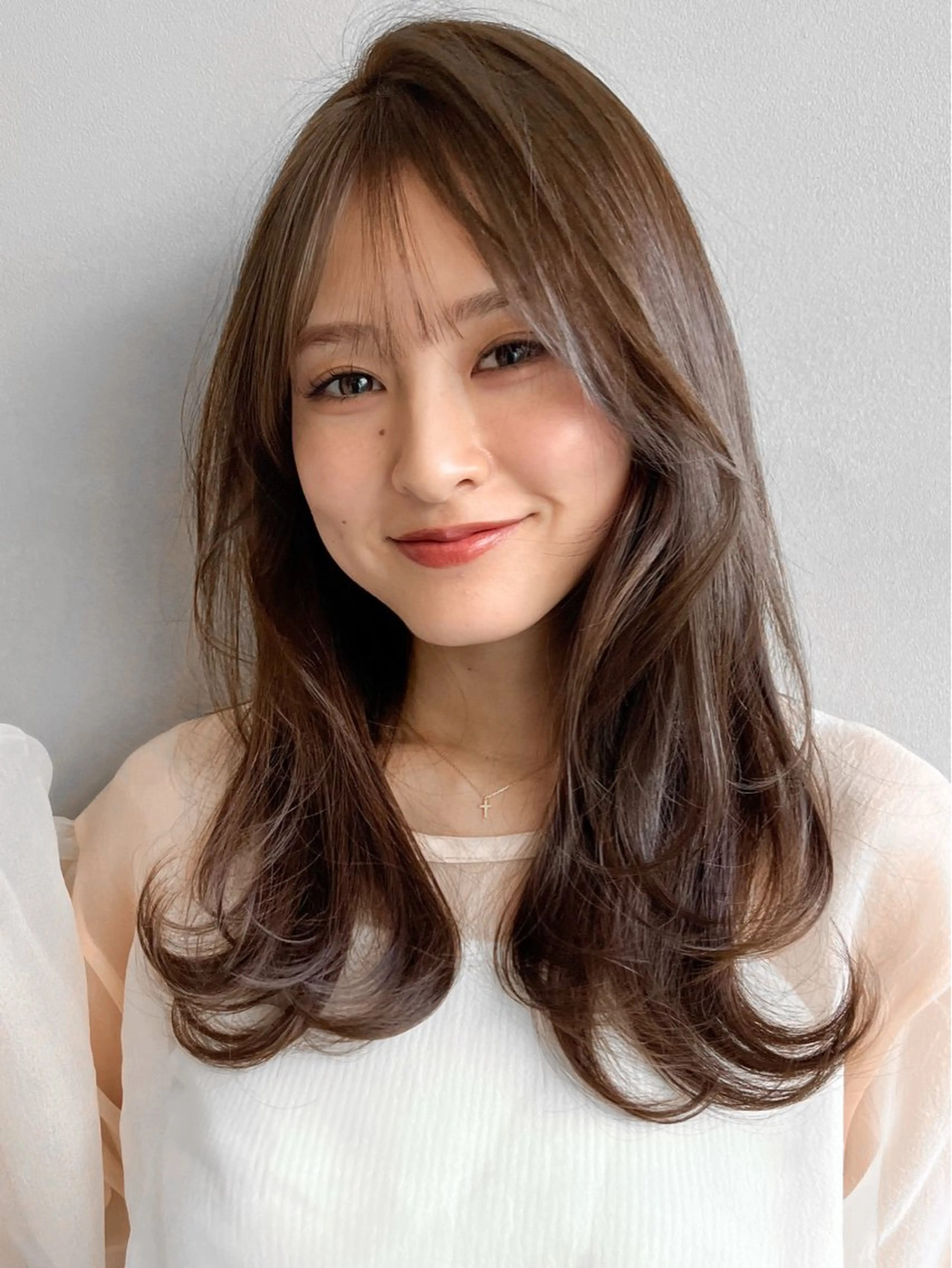 セミロング カラー パーマ 木村 賢人のヘアスタイル