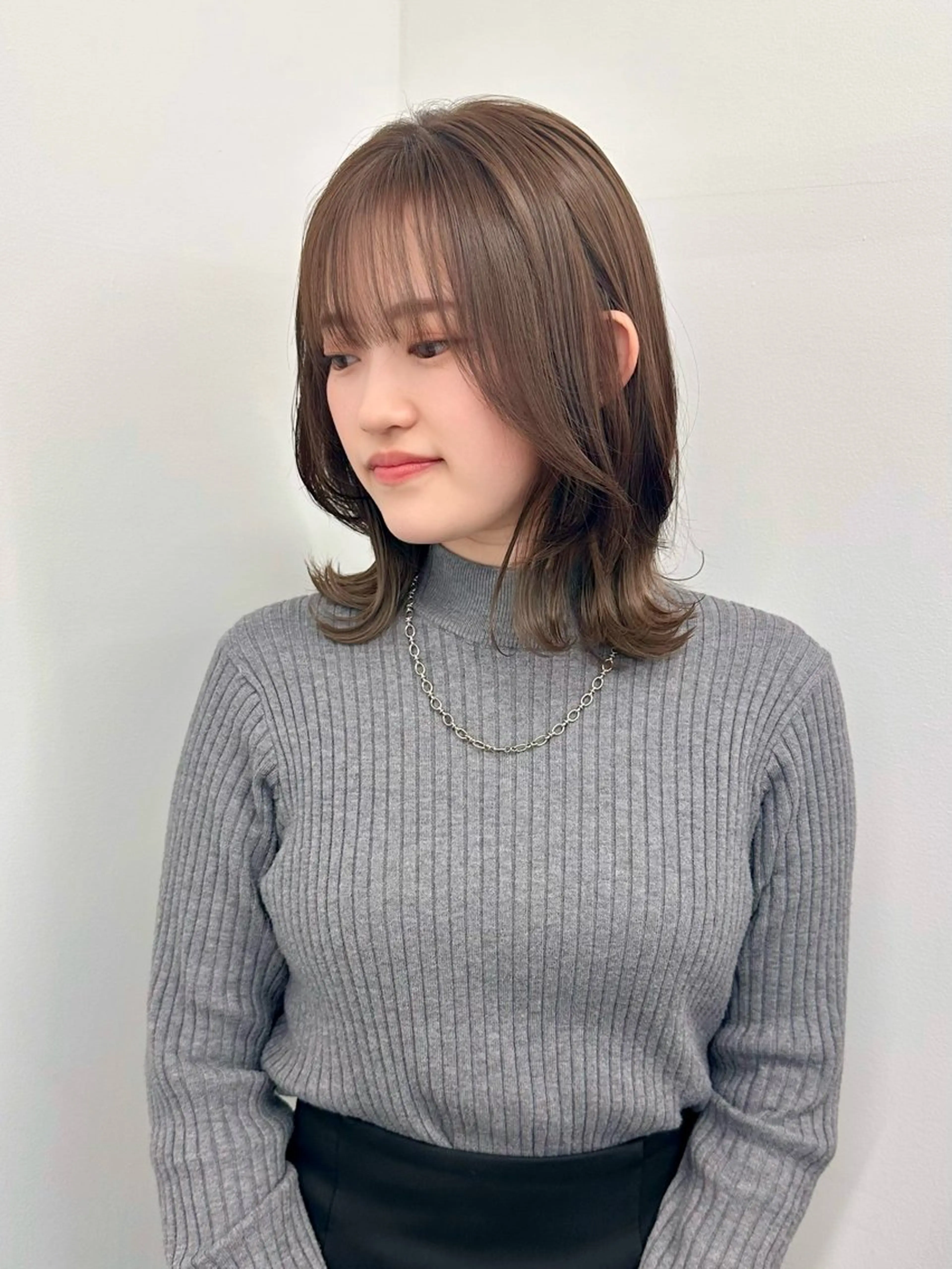 ミディアム カラー カット ヘアカラー トリートメント ブリーチなし/レイヤ ー特化🌈Tommyのヘアスタイル