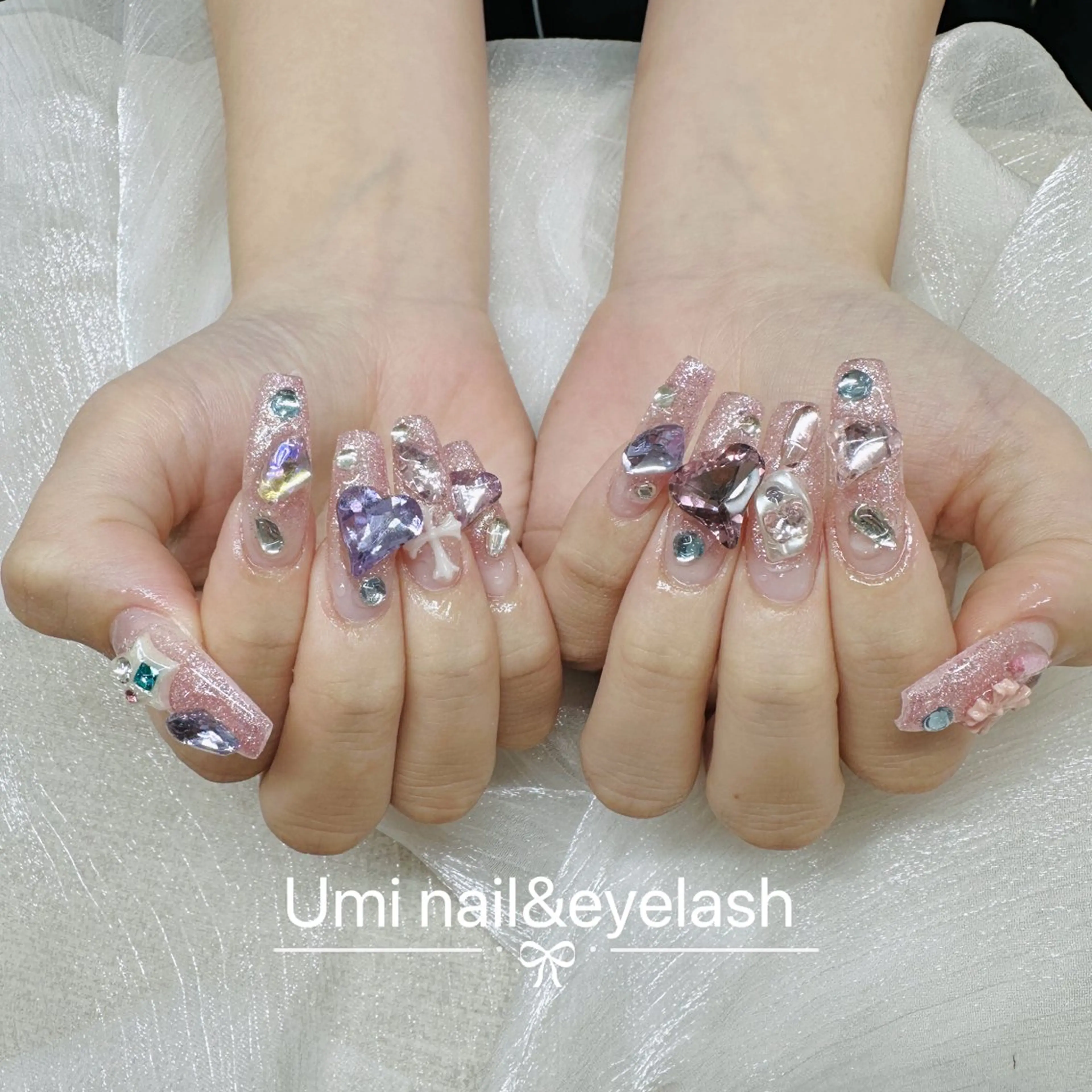 ロング 韓国風ヘア ハンドネイル ハンドケア Umi nail& eyelash ゆみのマツエク・マツパデザイン