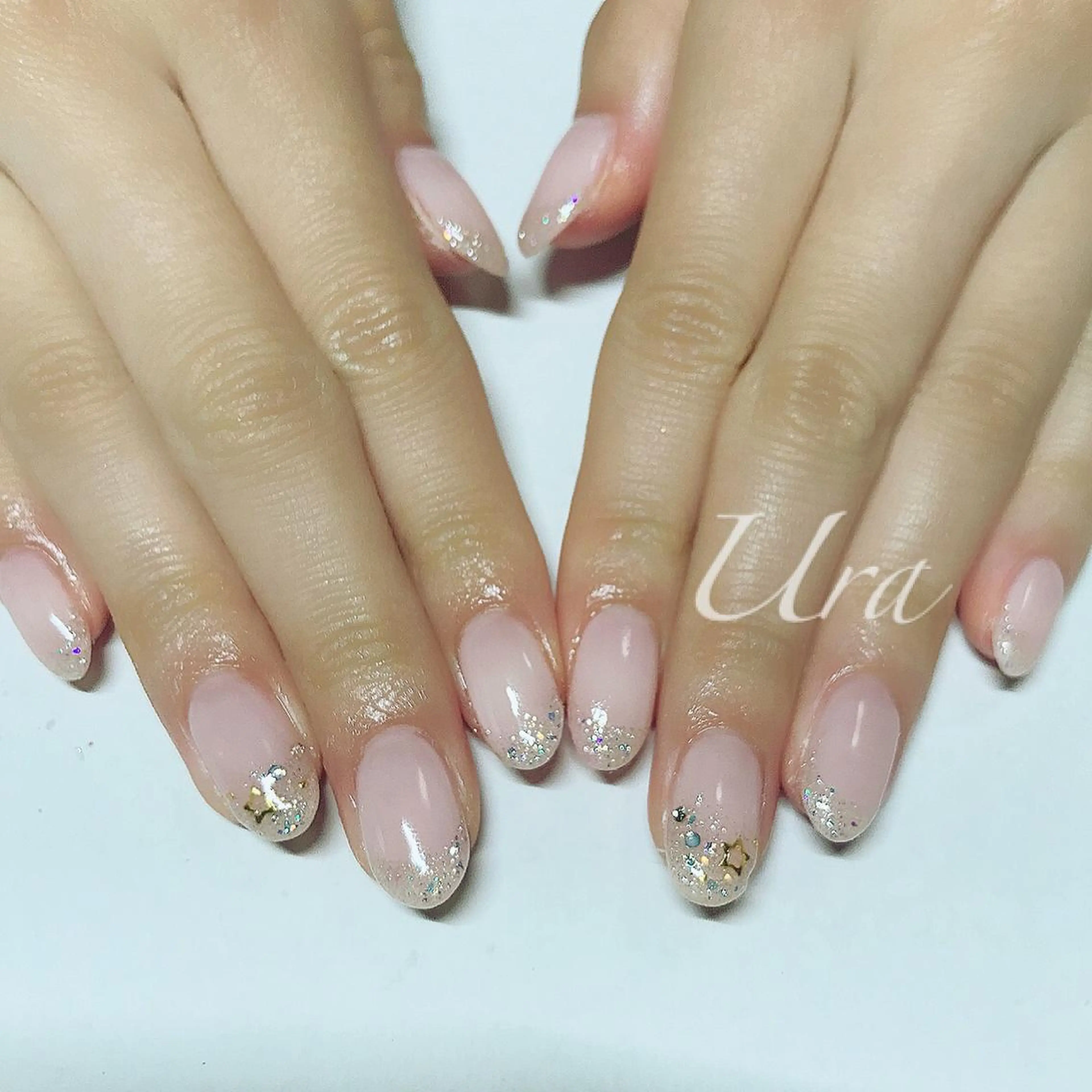 ネイル キラキラネイル UrakoNail 《nail》のネイルデザイン
