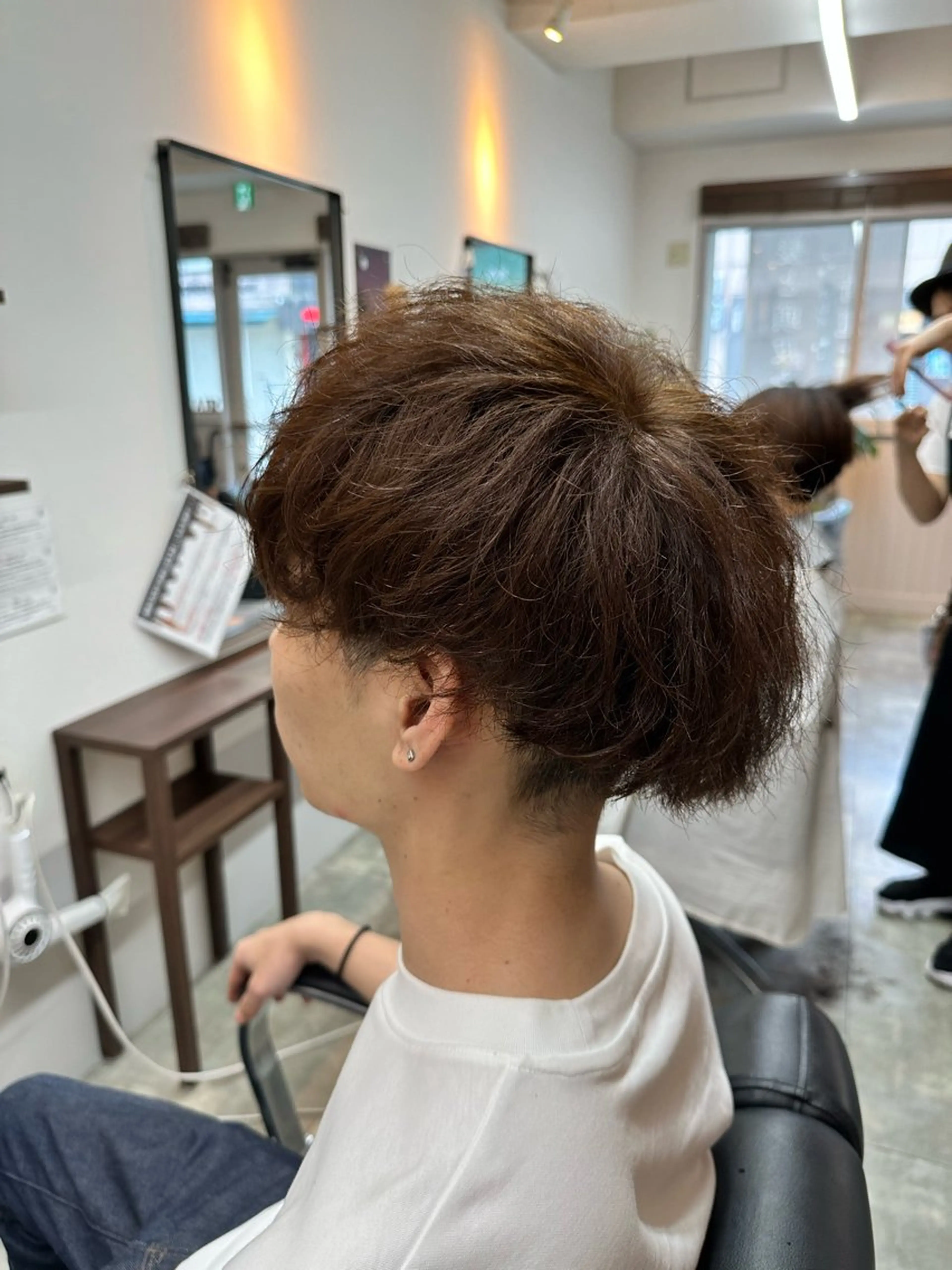ショート カラー メンズ グレージュ 三宅 亨表のヘアスタイル