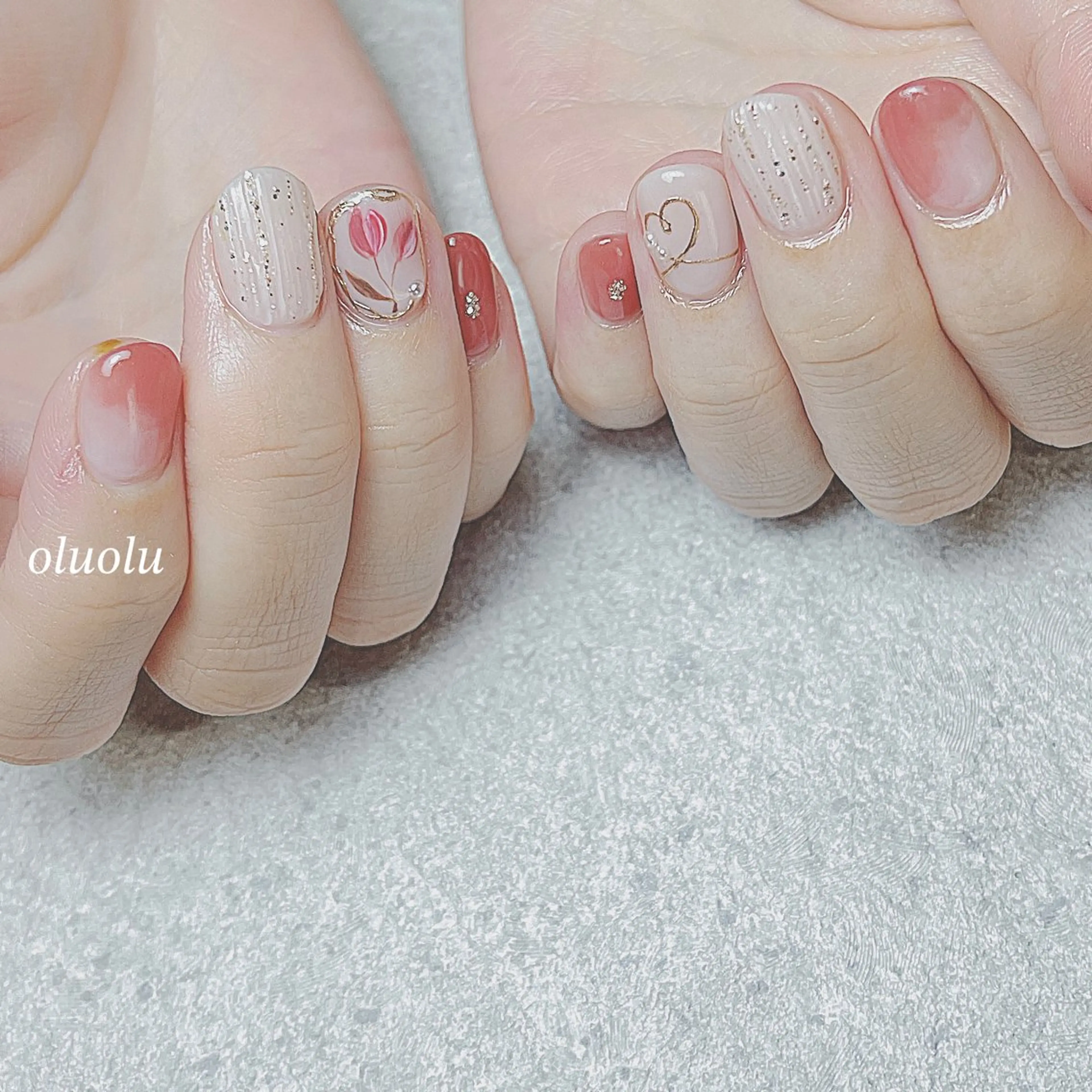 ネイル アートネイル フラワーネイル フットネイル ハート ミラーネイル ハンドネイル 大村 紬華のネイルデザイン