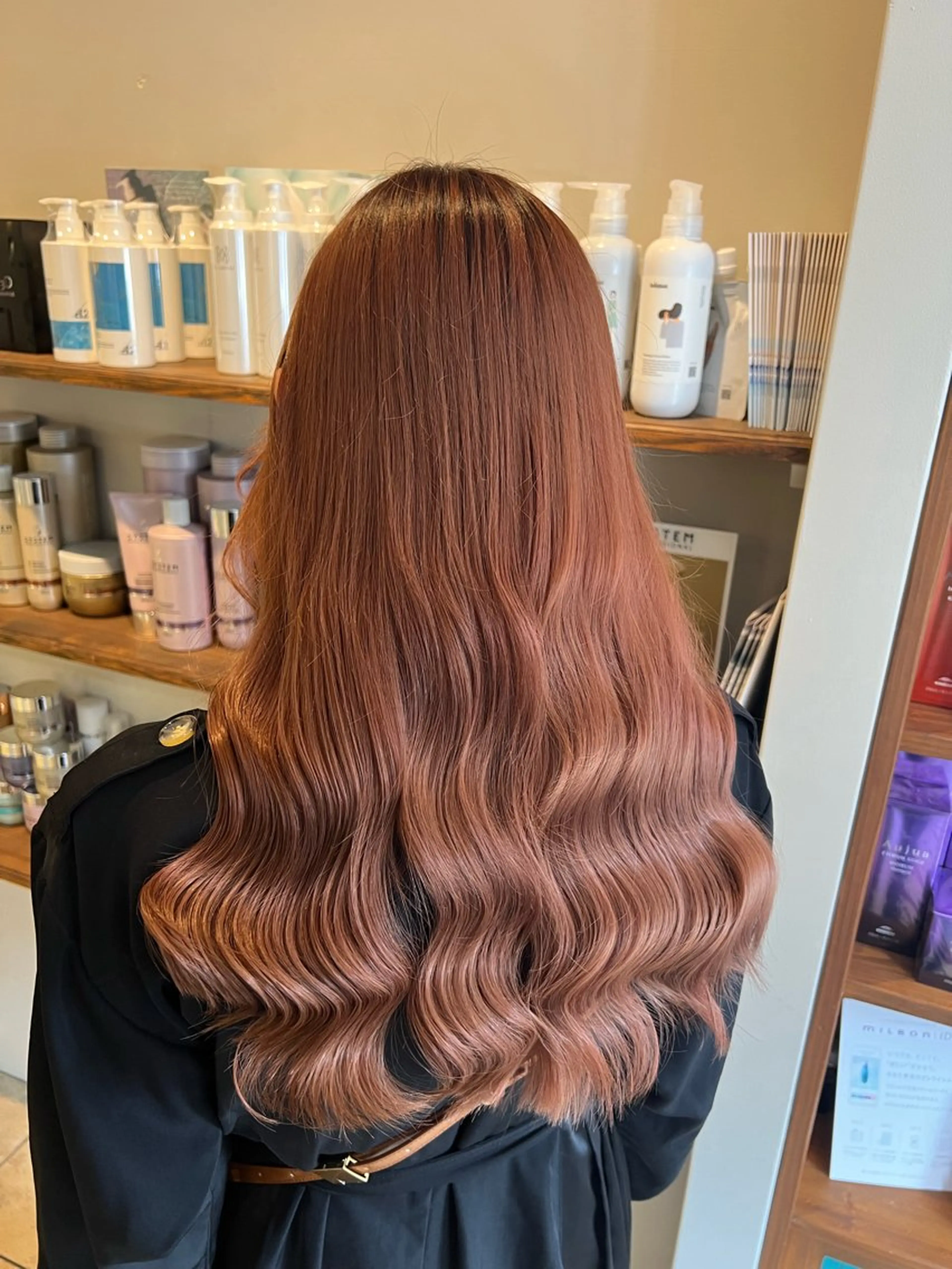 ロング カラー ベージュカラー オレンジ オレンジベージュ 小嶋 秀明/ 本物の髪質改善⭐️のヘアスタイル