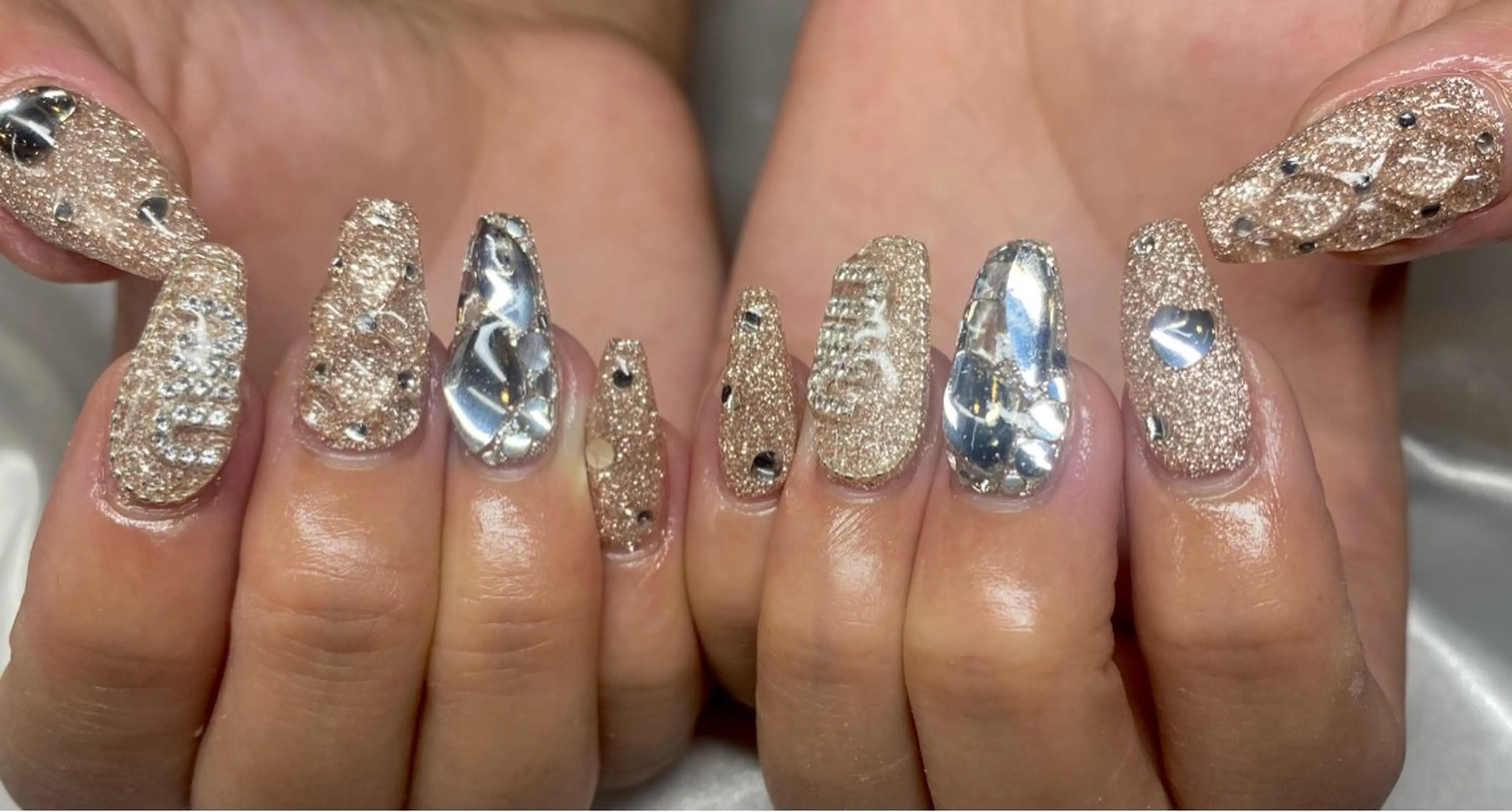 ハンド💅✨【オフ込み】🟧チップ長さ出し10本付🟧持ち込み150分アートコース✨💖の写真