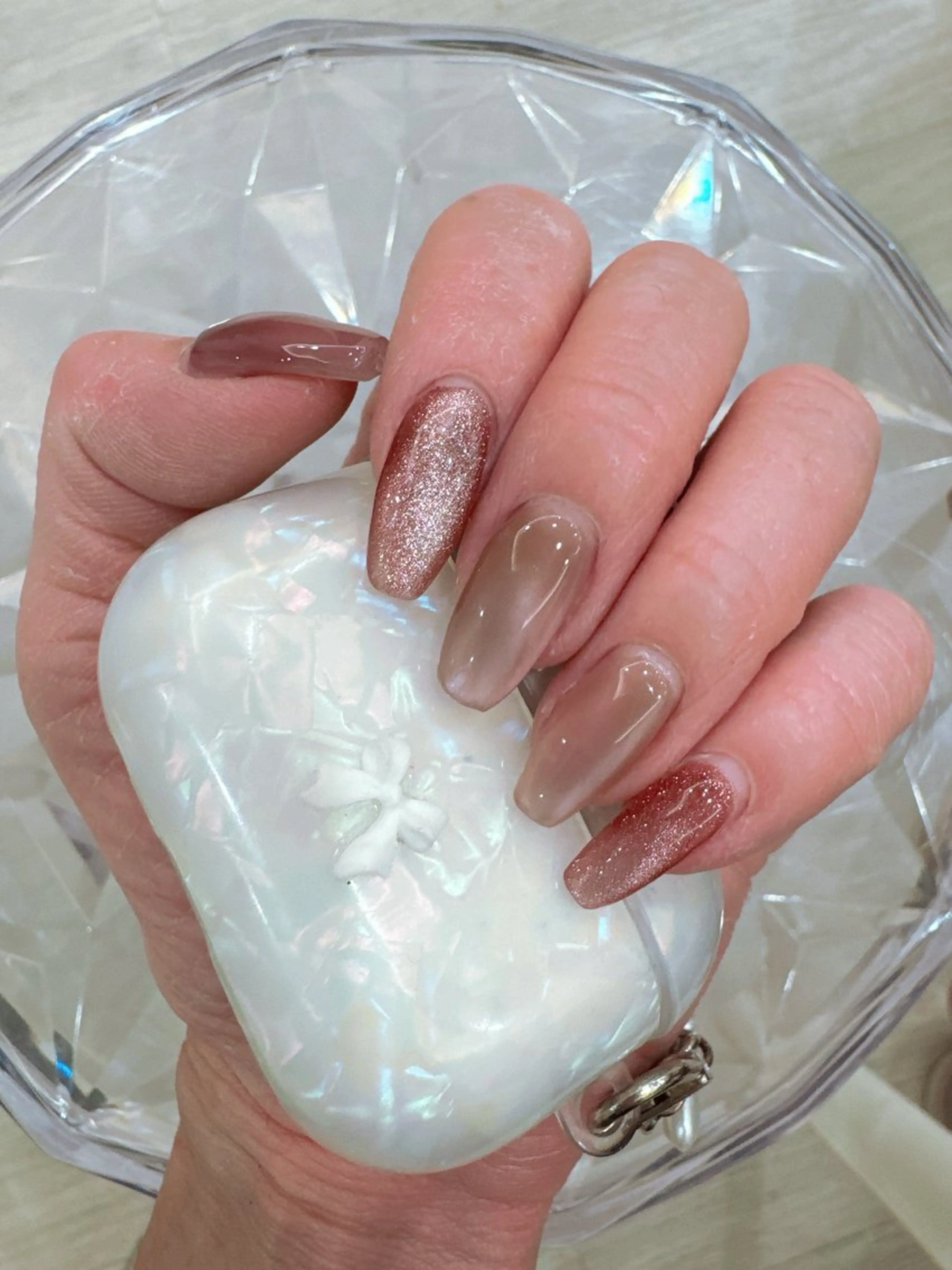 ネイル フットネイル フレンチネイル ガラスフレンチ ハート キラキラネイル Queeens nailのネイルデザイン